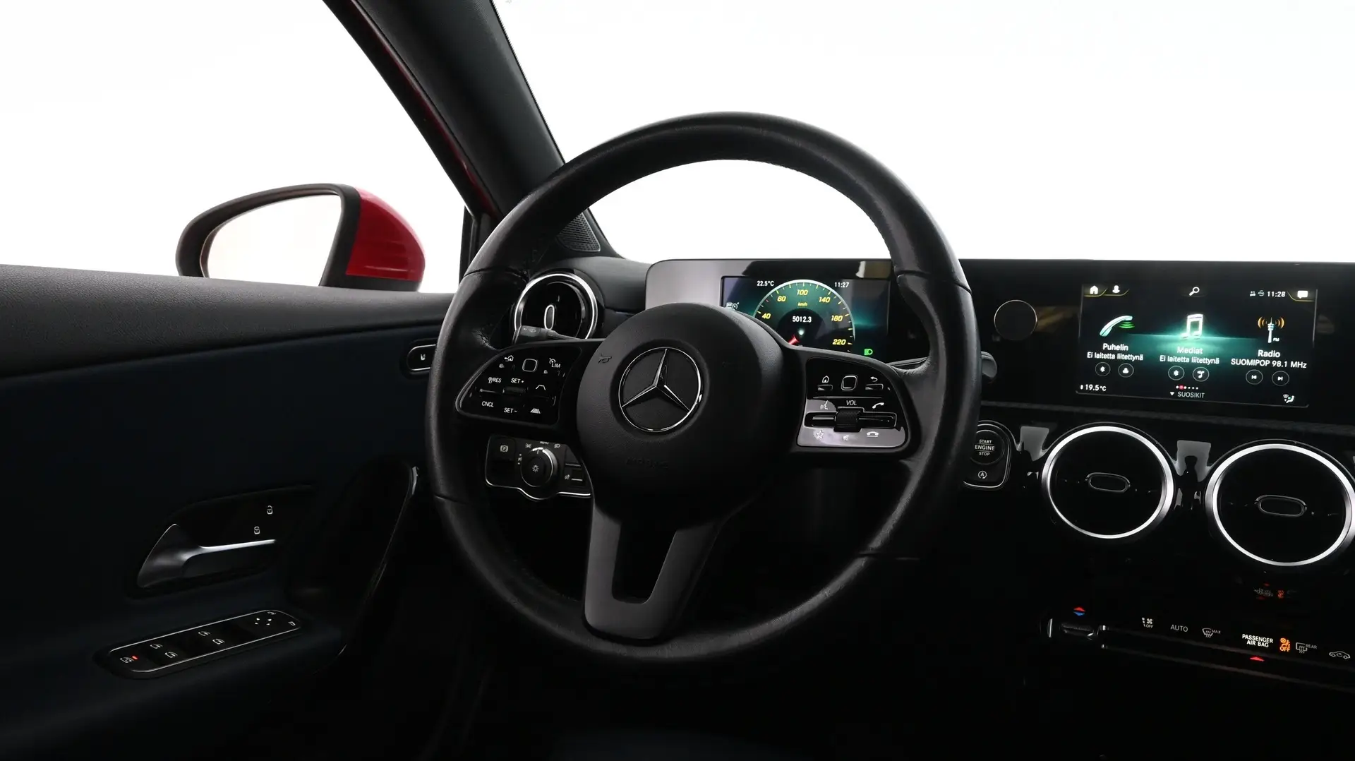 Car Image - Thh5x9bcHRydg9B7Ab7V8