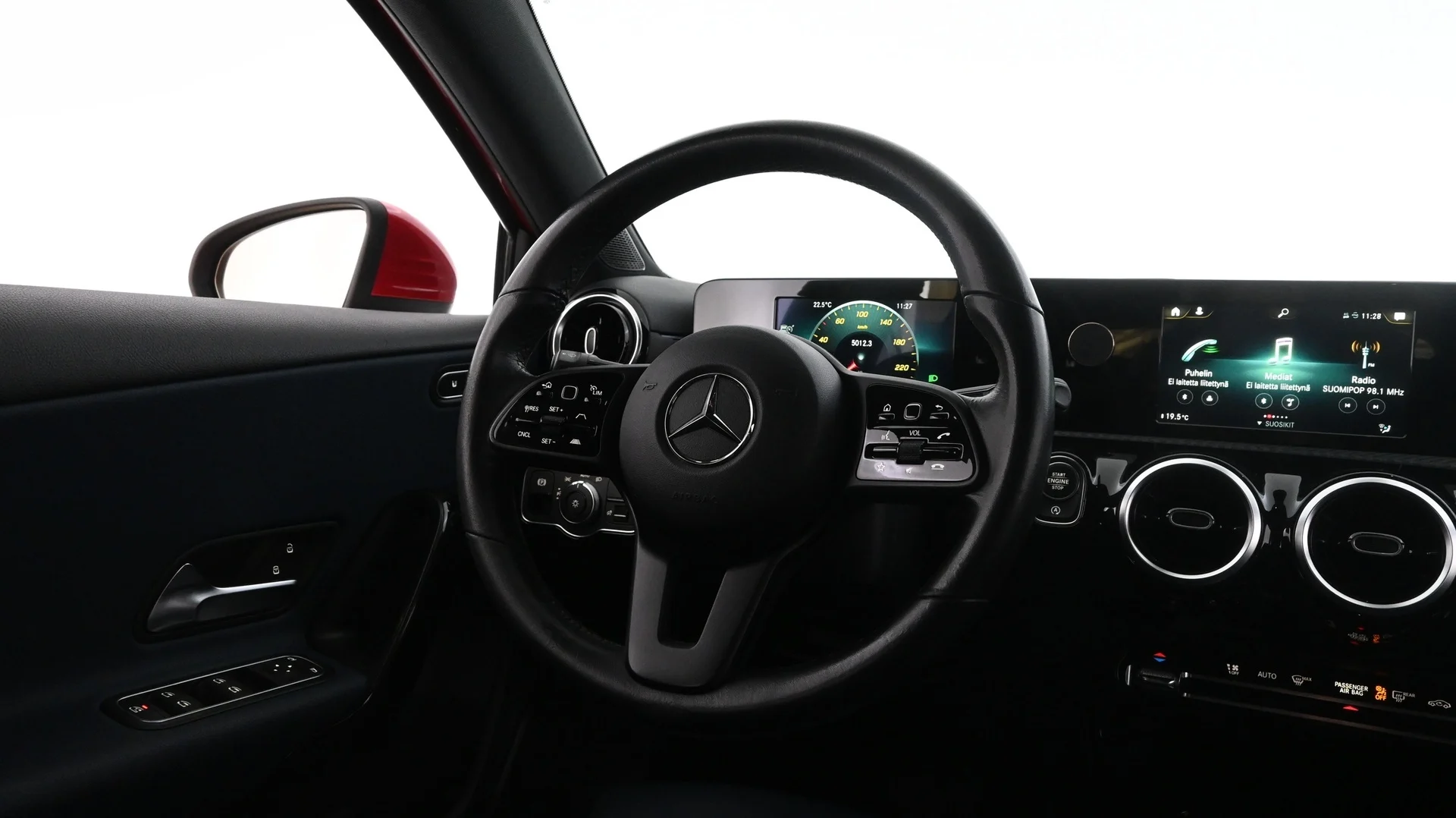 Car Image - Thh5x9bcHRydg9B7Ab7V8