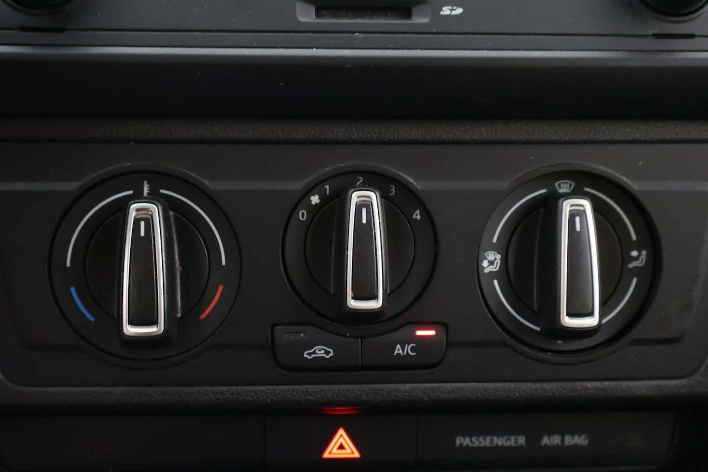 Car Image - 1ktIelNyVWMCu3HUivpKuX