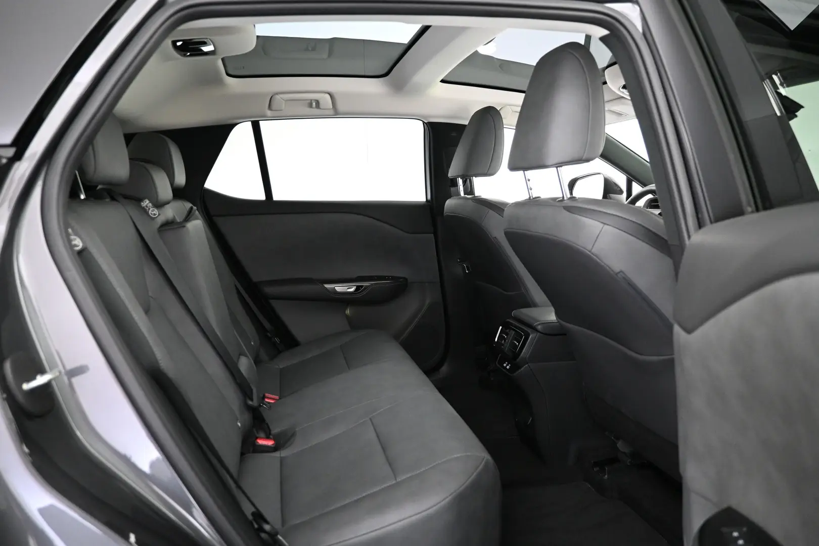 Car Image - 2yuApE4F2m7xm6dGHTB42C