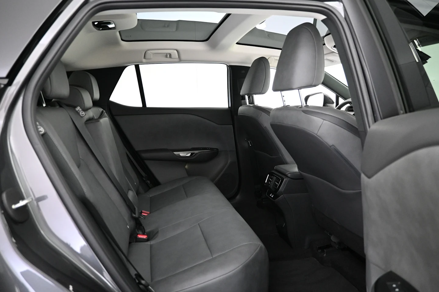 Car Image - 2yuApE4F2m7xm6dGHTB42C