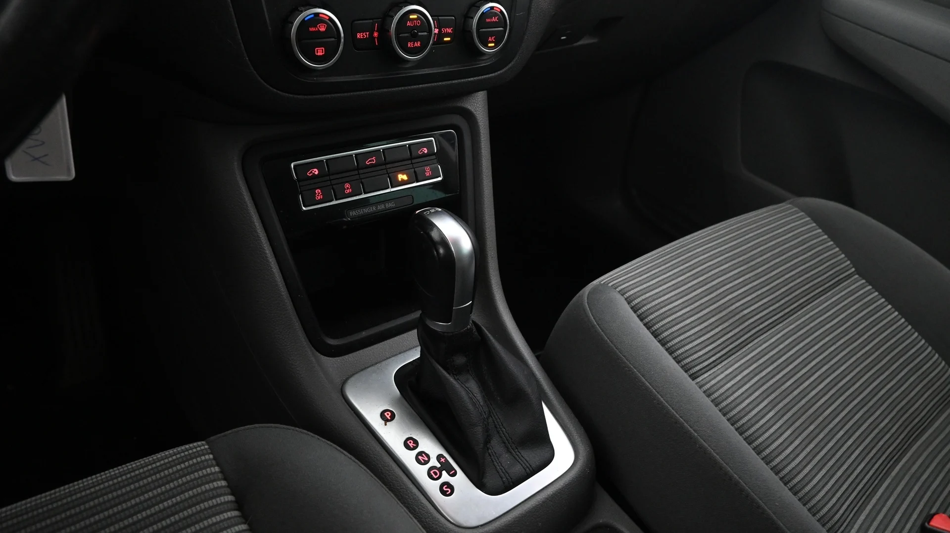 Car Image - 3dnV5dOYJZ5qOh3I2WalDc