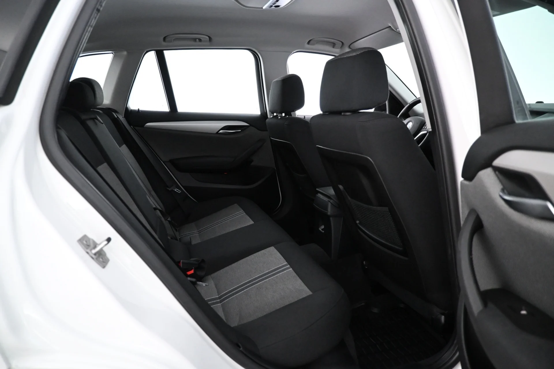 Car Image - 5mCyS7xm1gecnRqReXiBvy