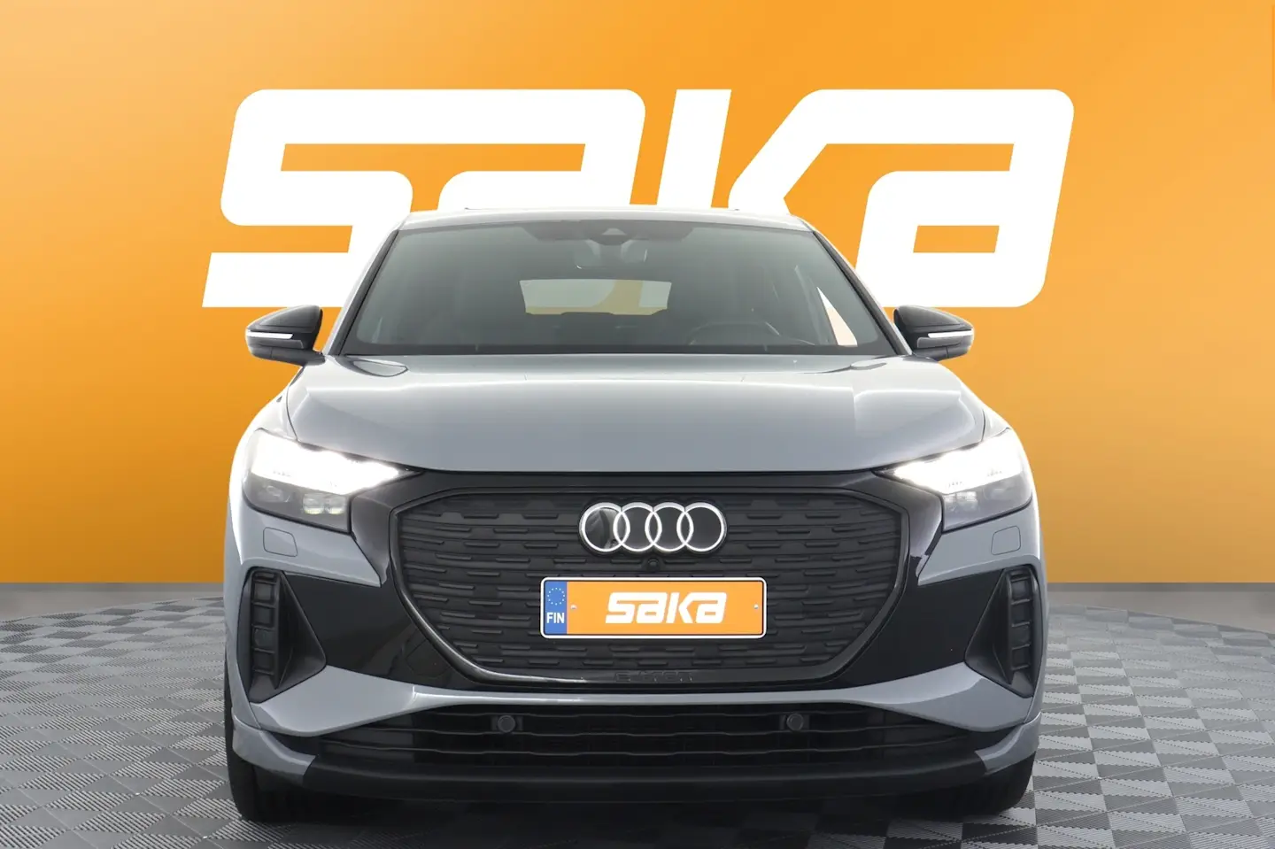 Car Image - 5yVo0KoJ2AiBu04l9eeKOX