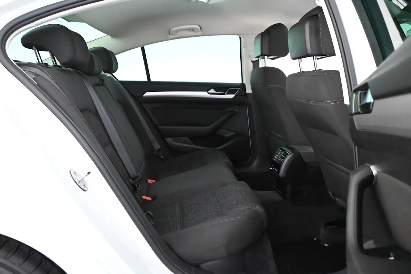 Car Image - 1fSmpqHeoIpLdqpKE7DISp
