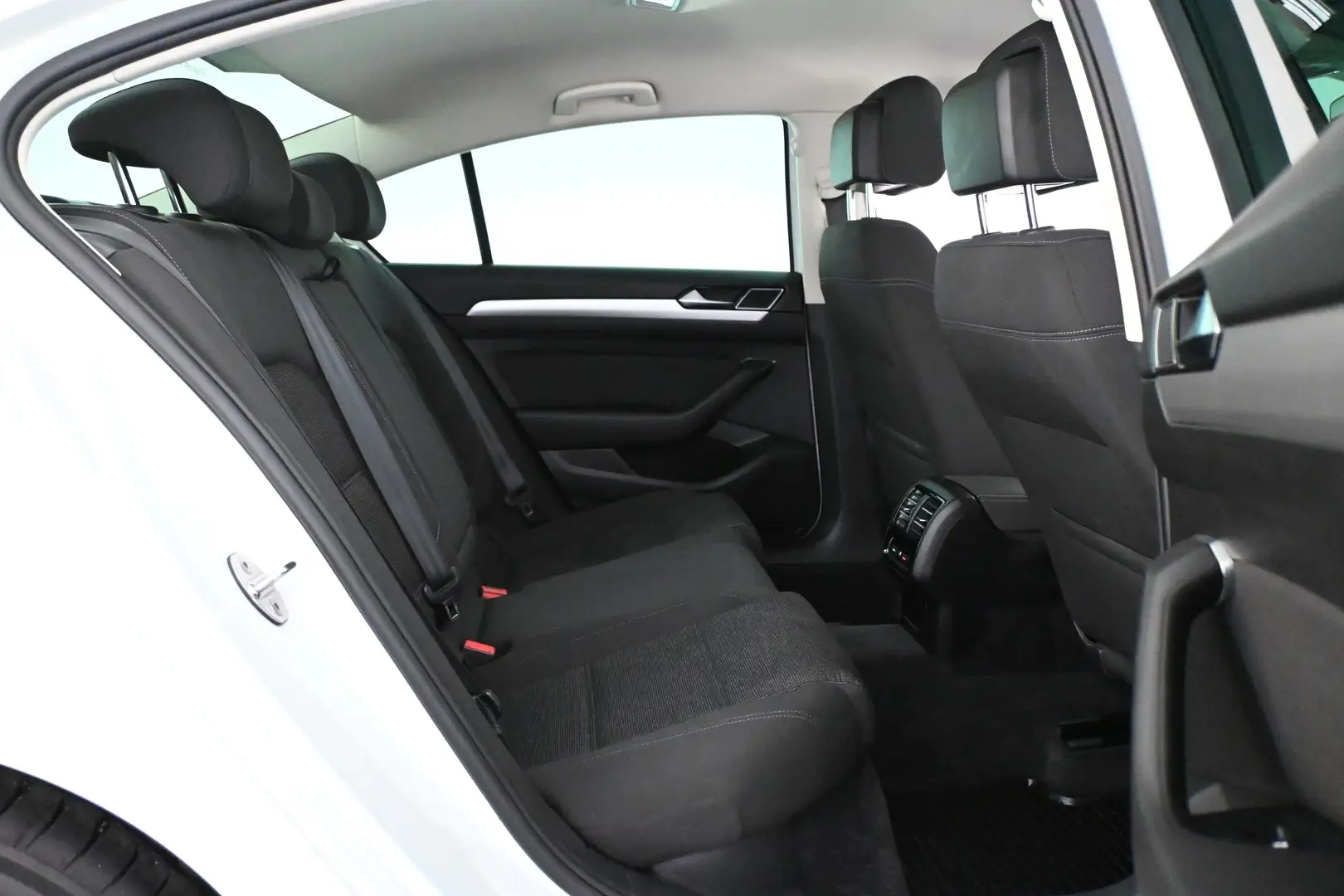 Car Image - 1fSmpqHeoIpLdqpKE7DISp