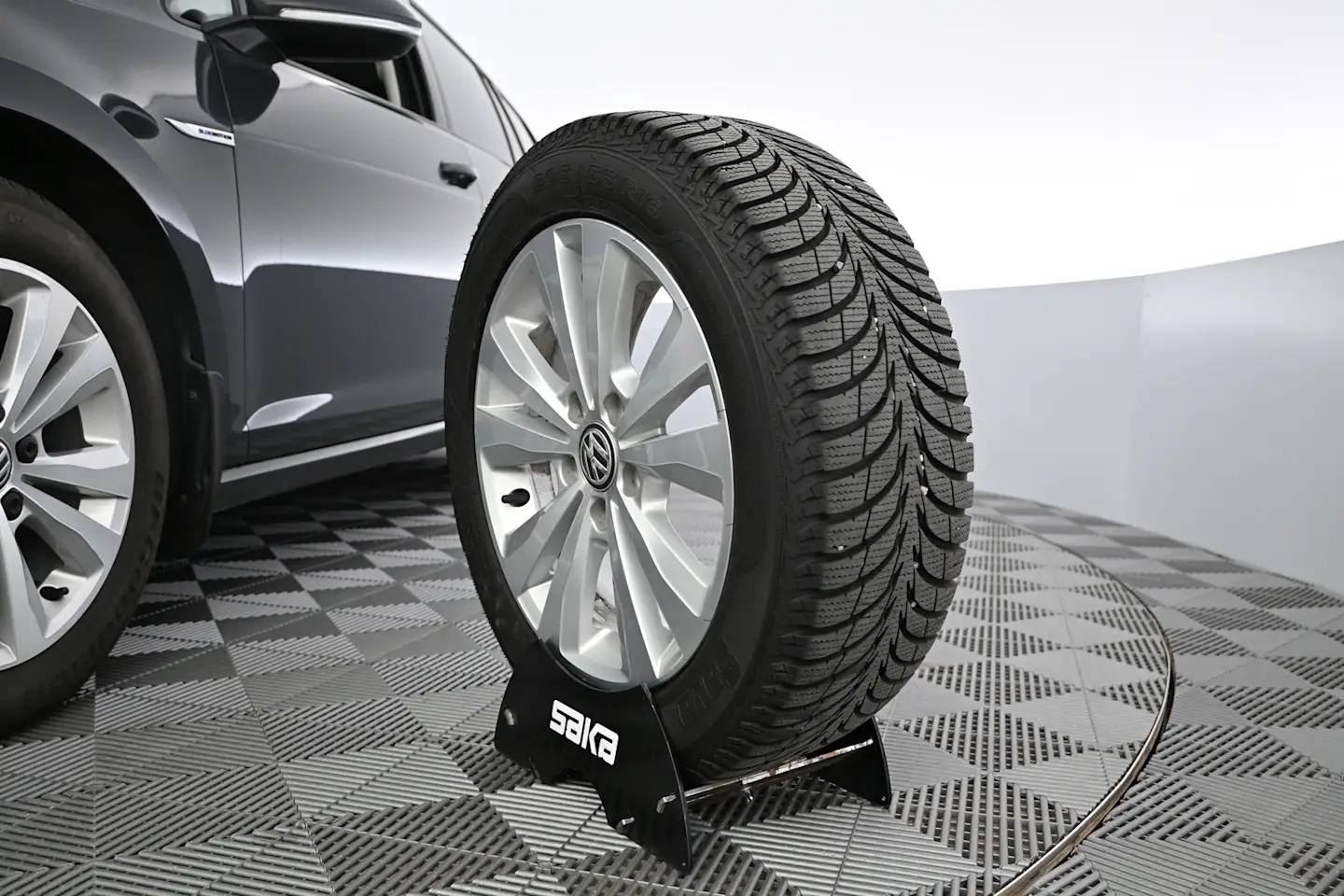 Car Image - 3AEGBZB43VFtUNYuhwuFLL