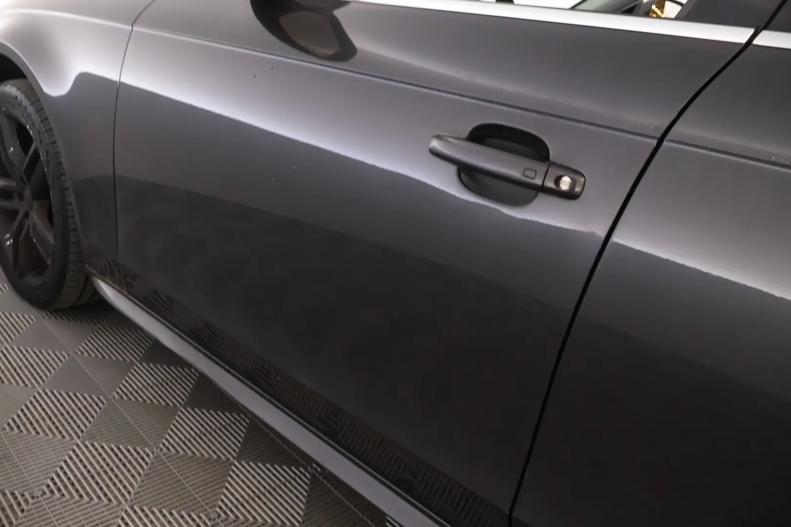 Car Image - 5pWUf4SMECZ8mluCS7VUTQ