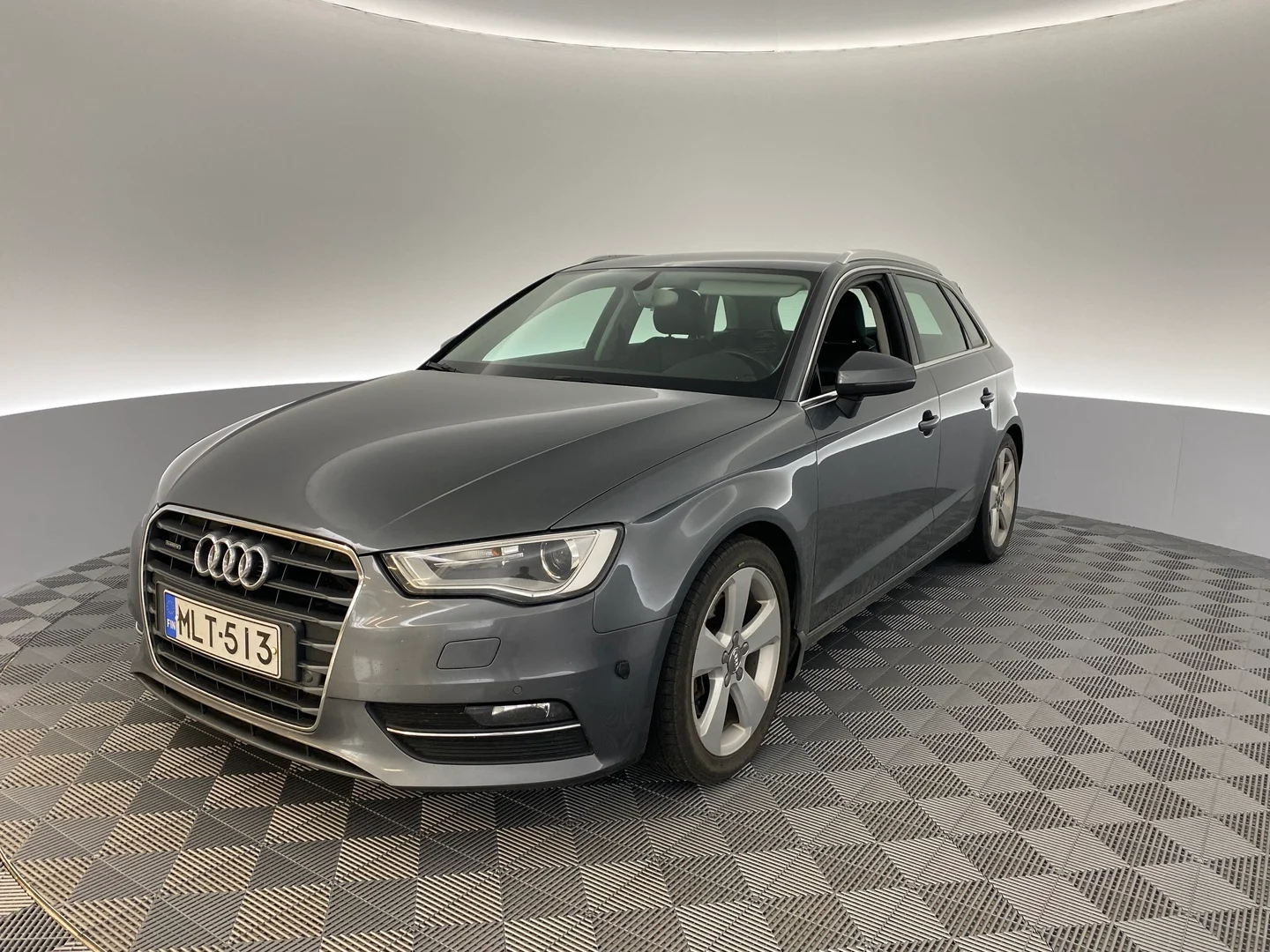 Car Image - 2Ly2RFGh7Hc2daJ1ilZTjs