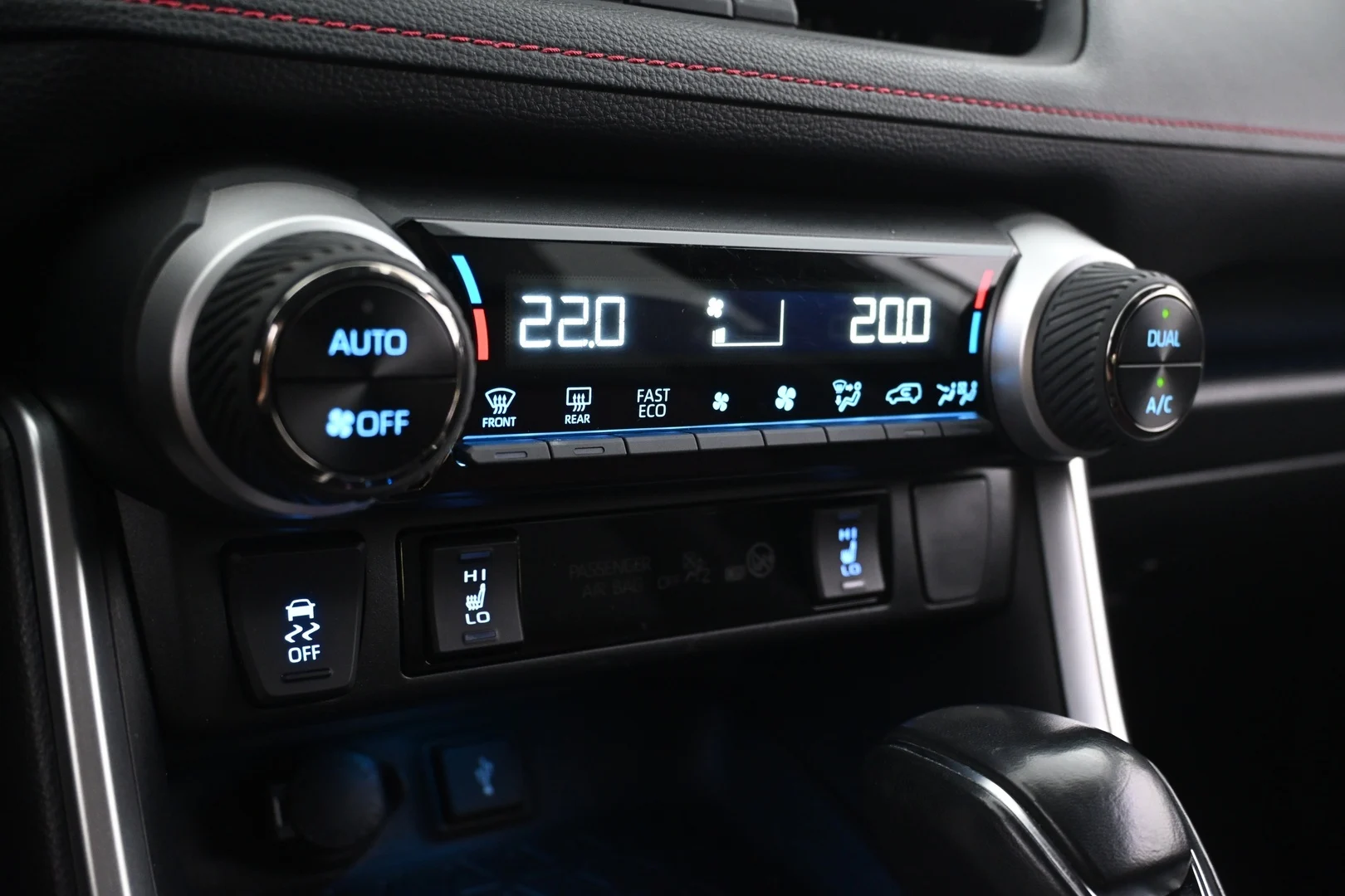 Car Image - 2reW8wtYtL92fYYKhJIJ7o