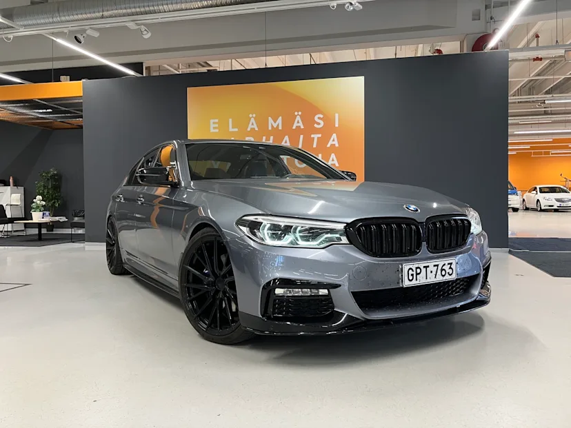 BMW 530