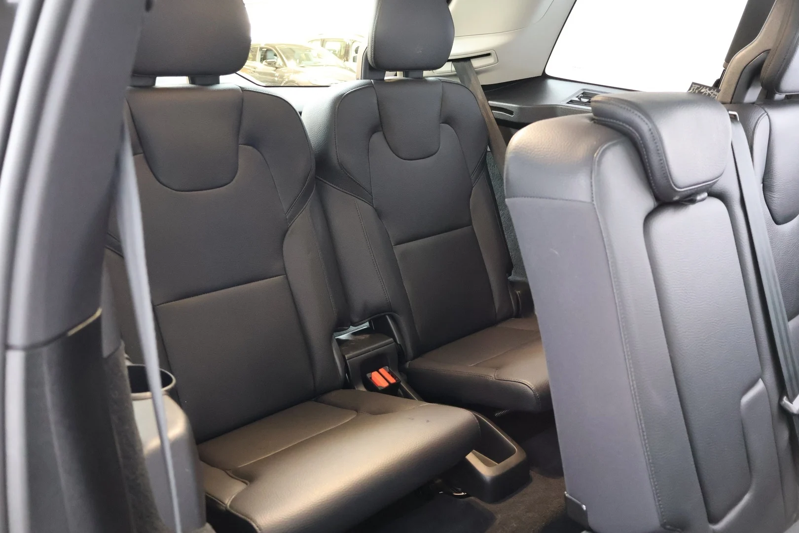 Car Image - 3tNxV0jiomKrE6qTfGiJLz