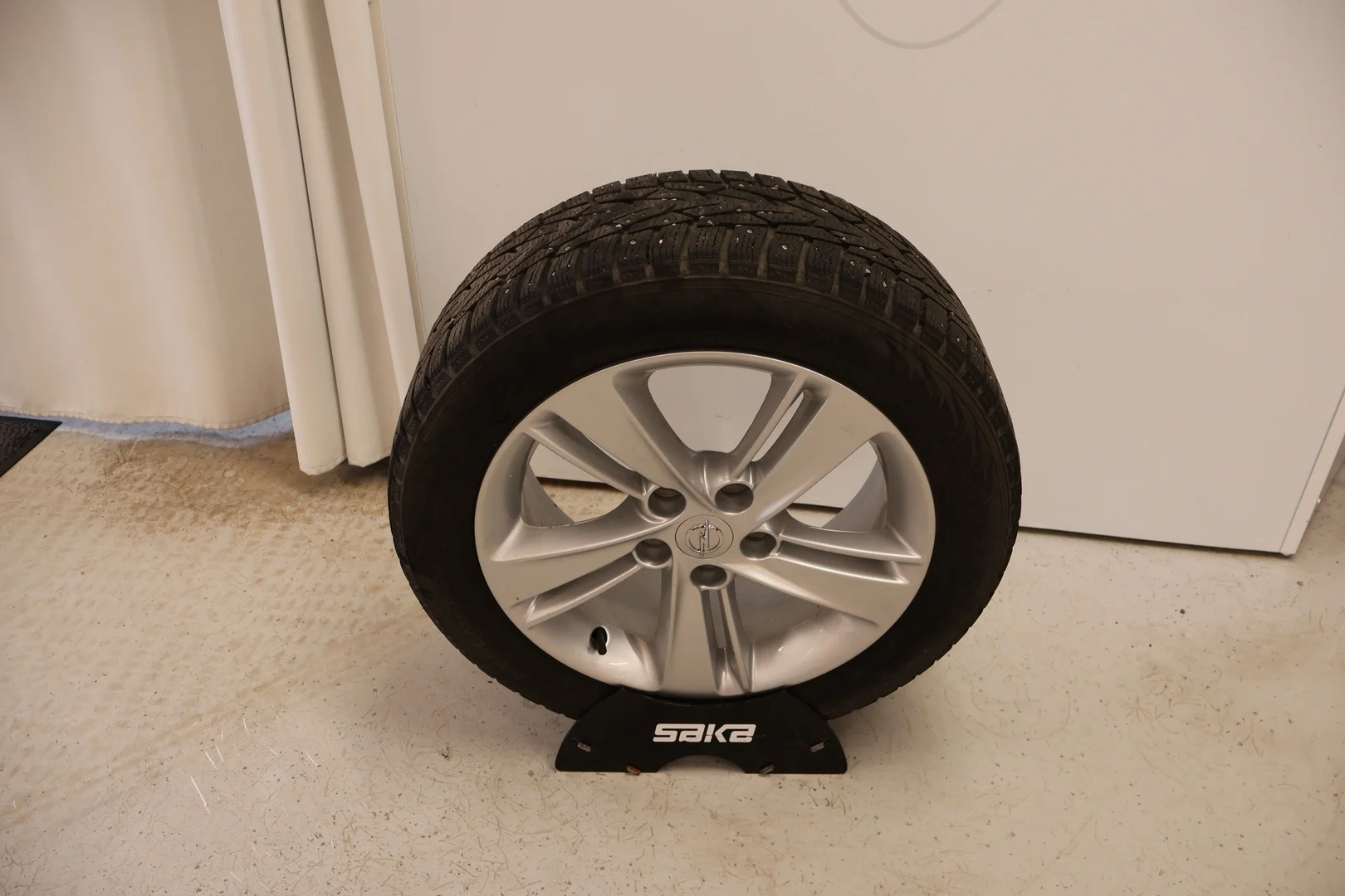 Car Image - 1WRlLMz9qRDoFJePgoEQ3Q