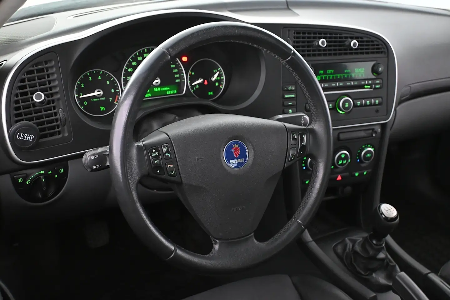 Car Image - 6LLCEM5G2TE6vVsJ6w2TXM