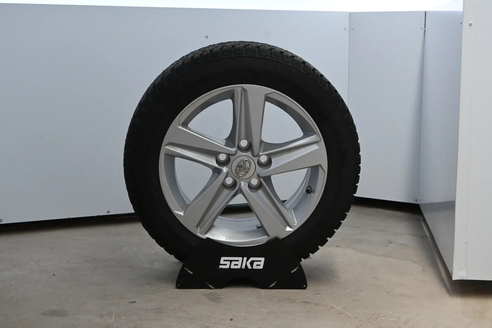 Car Image - 45BTXEbVQjsDBjXbgdTPzg