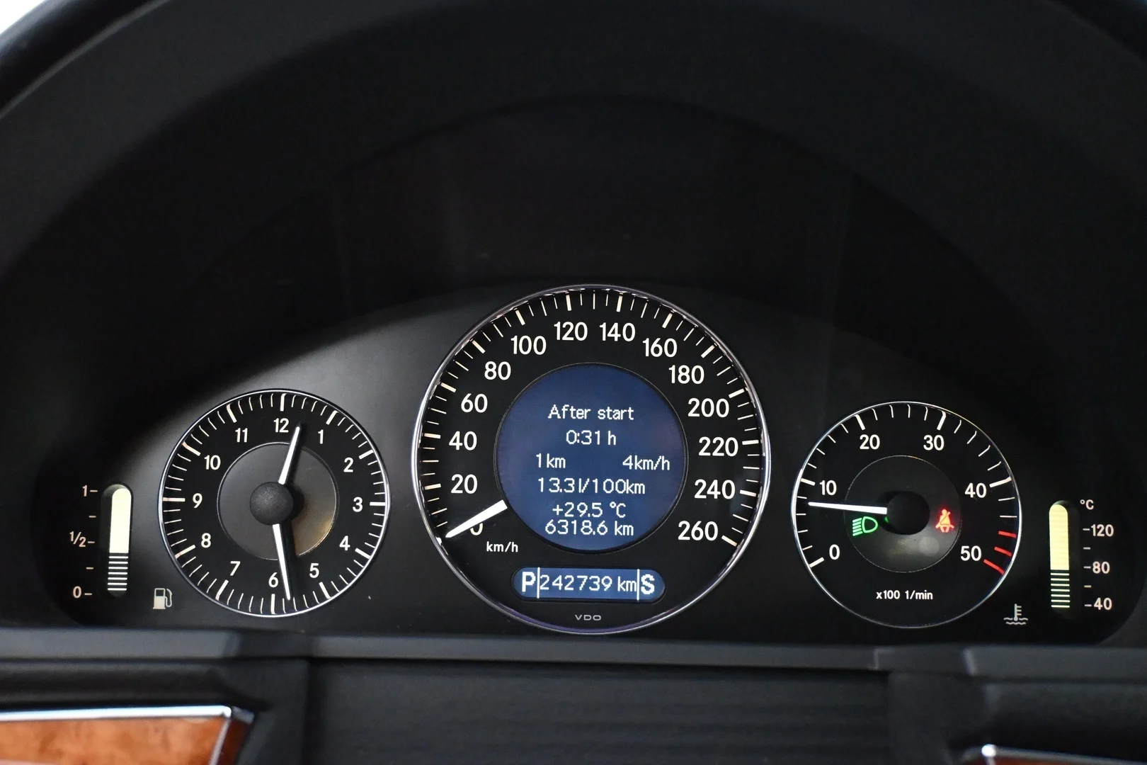 Car Image - 5U7tOCWRrKX6S0ezWs92MT