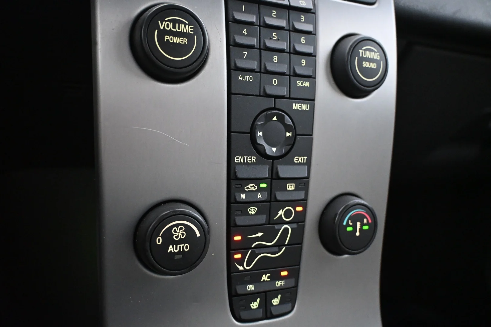 Car Image - 4XeBd3MZKvU4qCJoa7rbgr