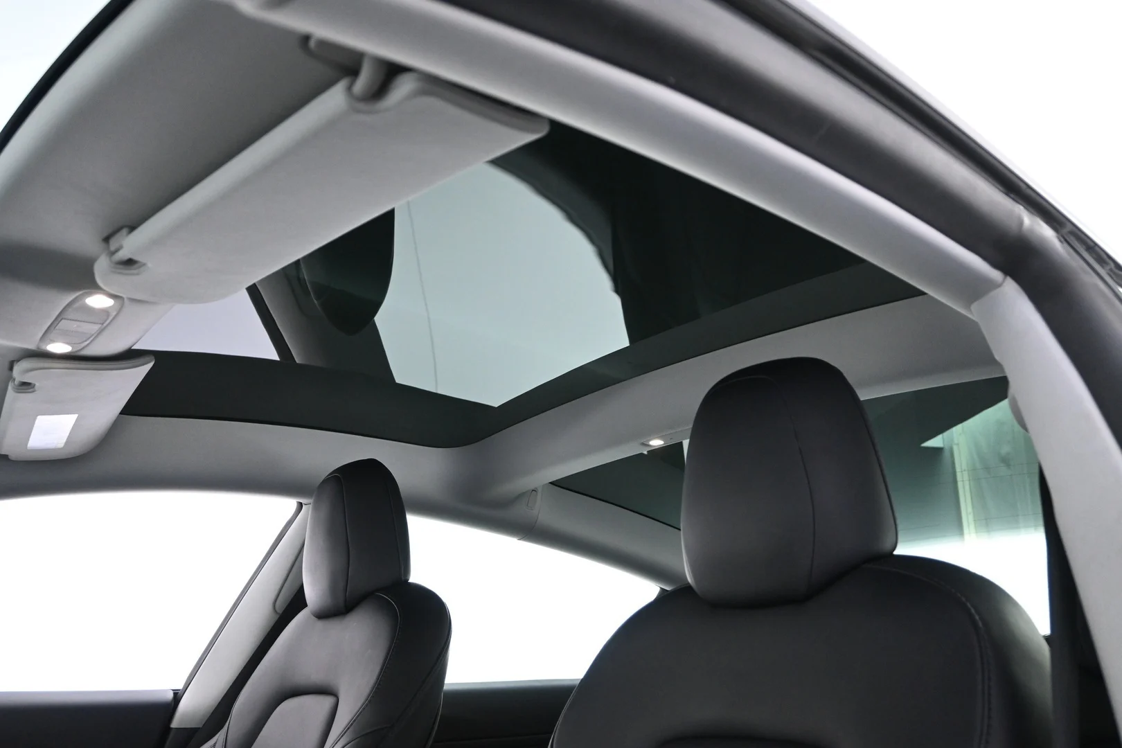 Car Image - 7C8IIaas8LQtaWRINDPBc5