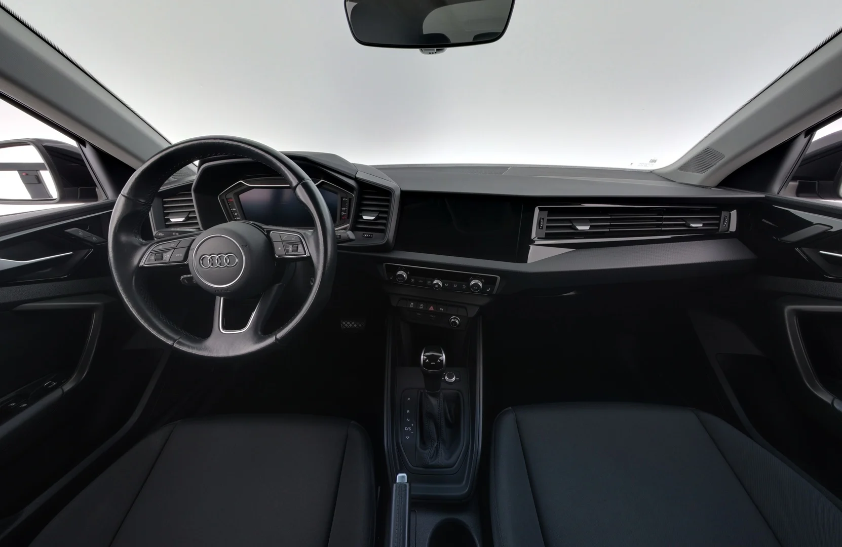 Car Image - 5f0yXn3LJfLQx5jt4uVkeE