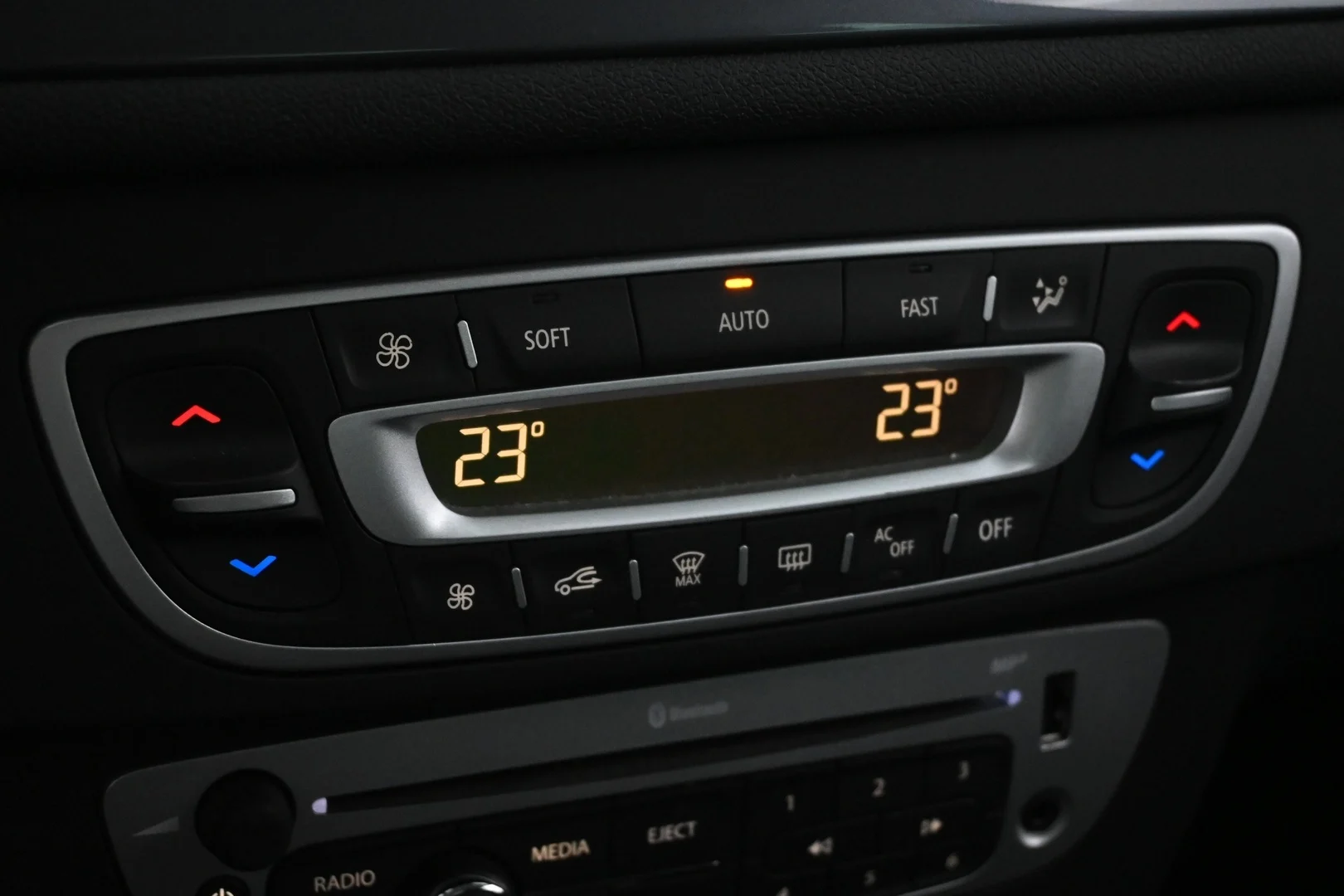 Car Image - 7cw0kXgJYNLVfUiTIq70S3
