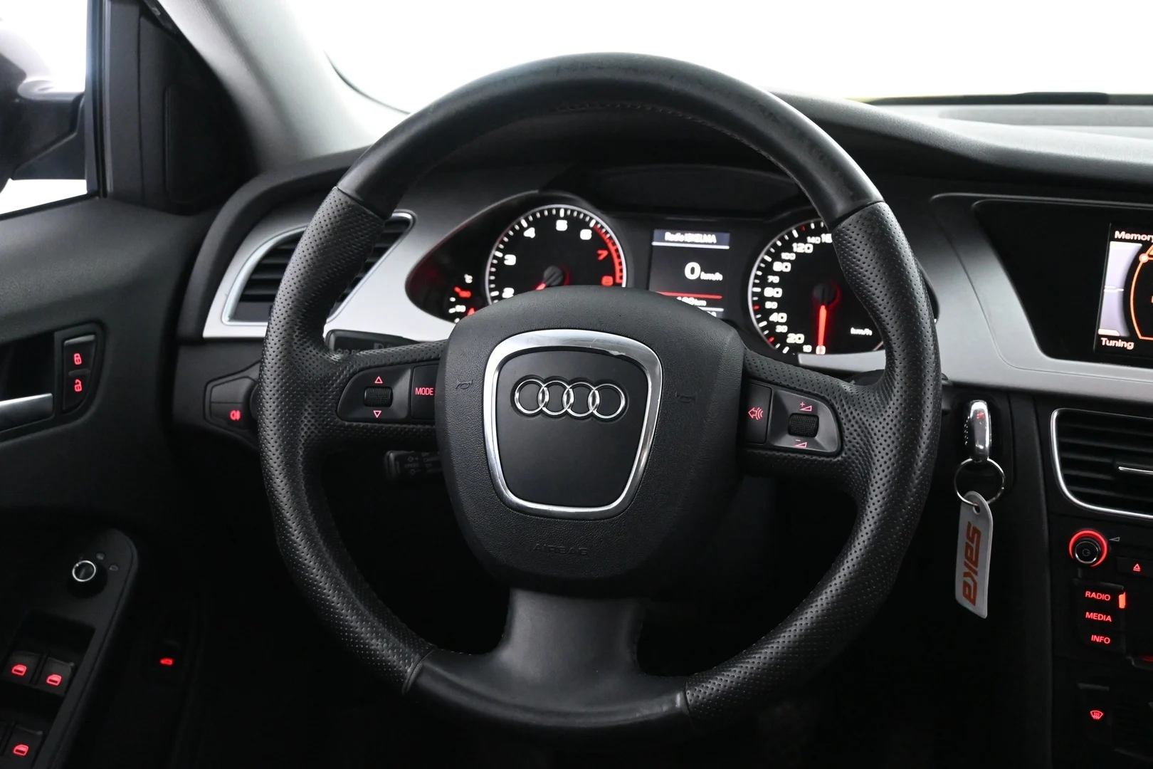 Car Image - 7J4RR5AltJO3F046TadCrR
