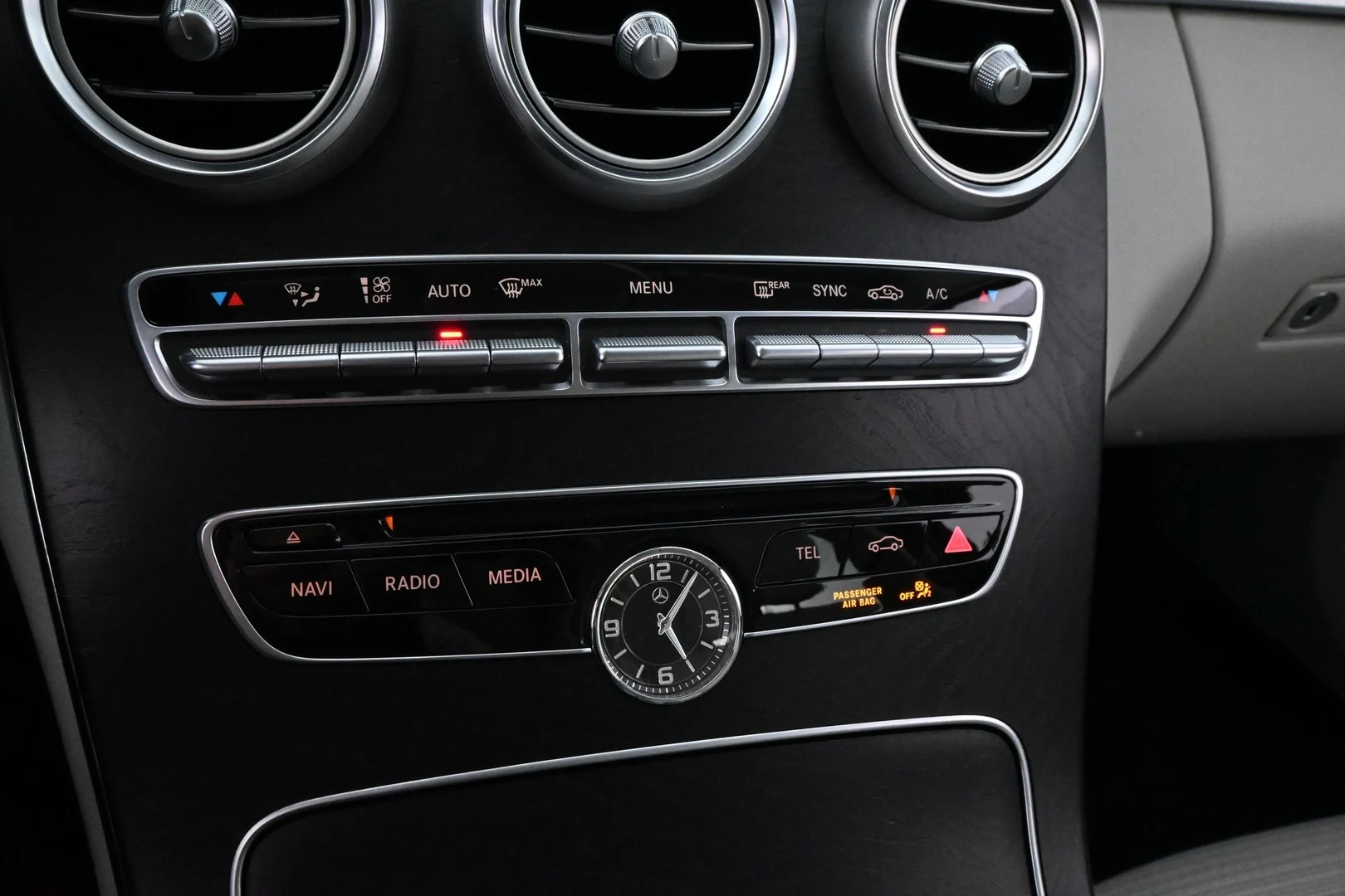 Car Image - 4aBDWfMni5MrbqRcEyZoAB