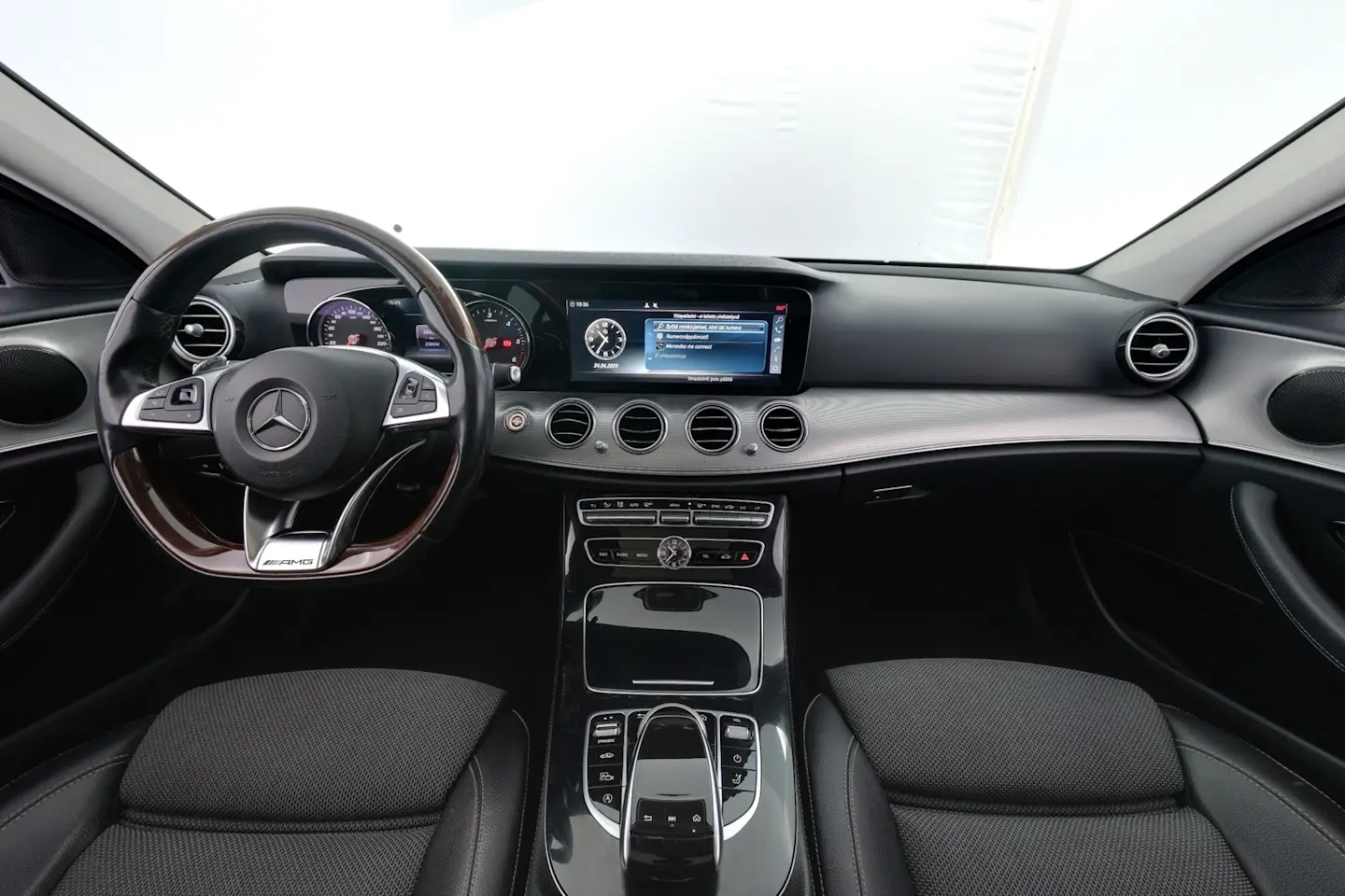 Car Image - 5i4SRH2w0zBK8NJgbttBe3