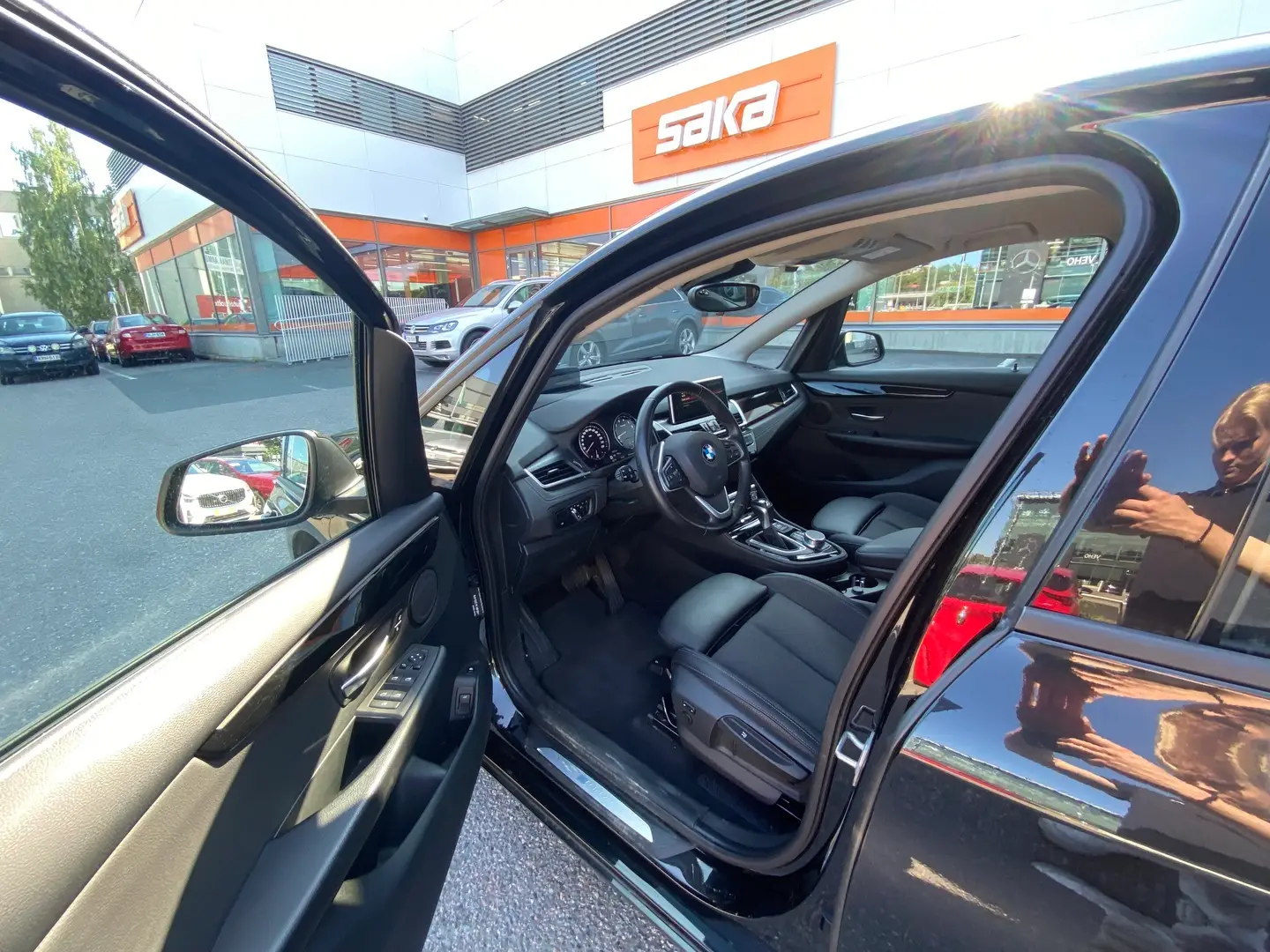 Car Image - 2xqFONyel9uxPGWEgPPeRi