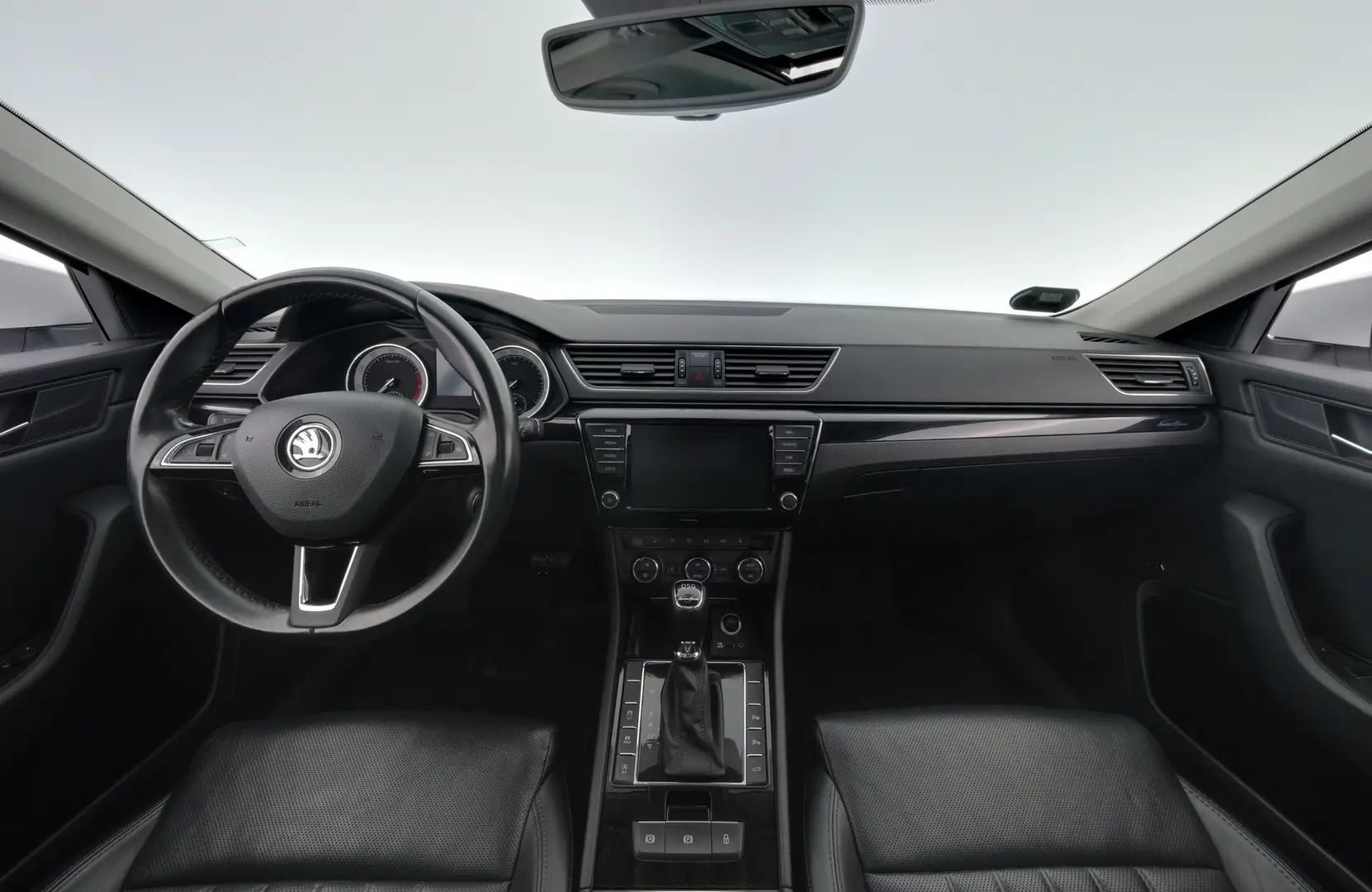 Car Image - 3Xb1gfBH5OfUhDmUNXWZVn