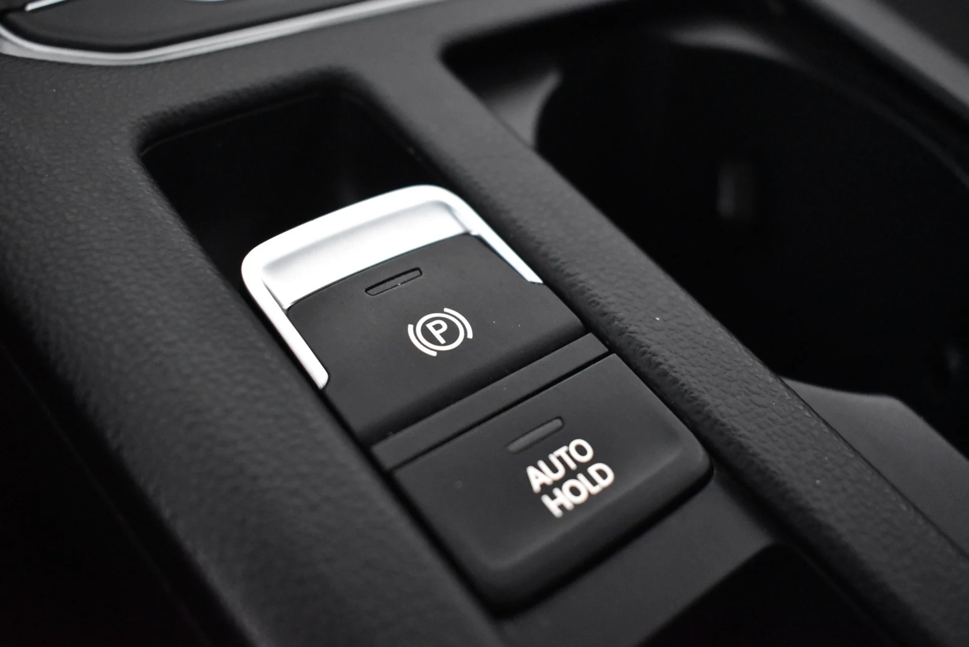 Car Image - 4eaorp8PxoeKay06kCyzBn