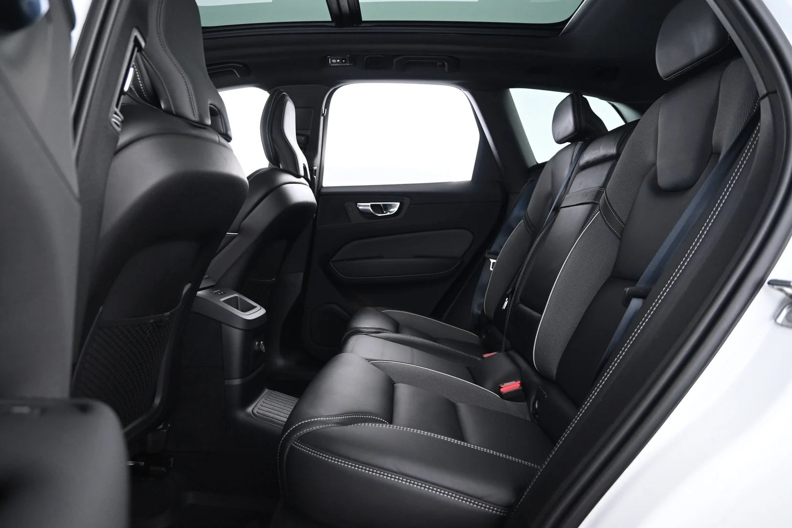 Car Image - 5mVCLU2xBzeOdBww1bqMom