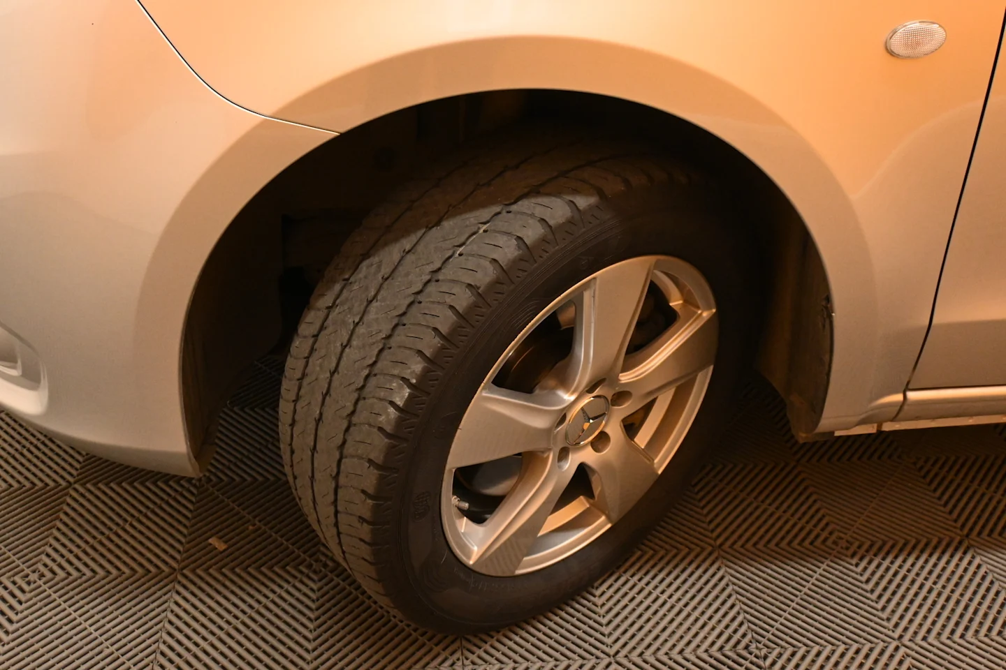 Car Image - 6e12SwmDnWu769yUGCYequ