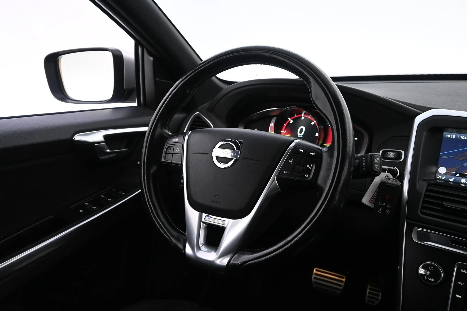 Car Image - 4k7YY0BYyxzr4P2MUFeT9r
