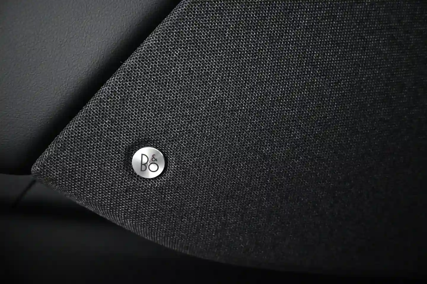 Car Image - 68TWuWvbEz3TVGof83tQg0