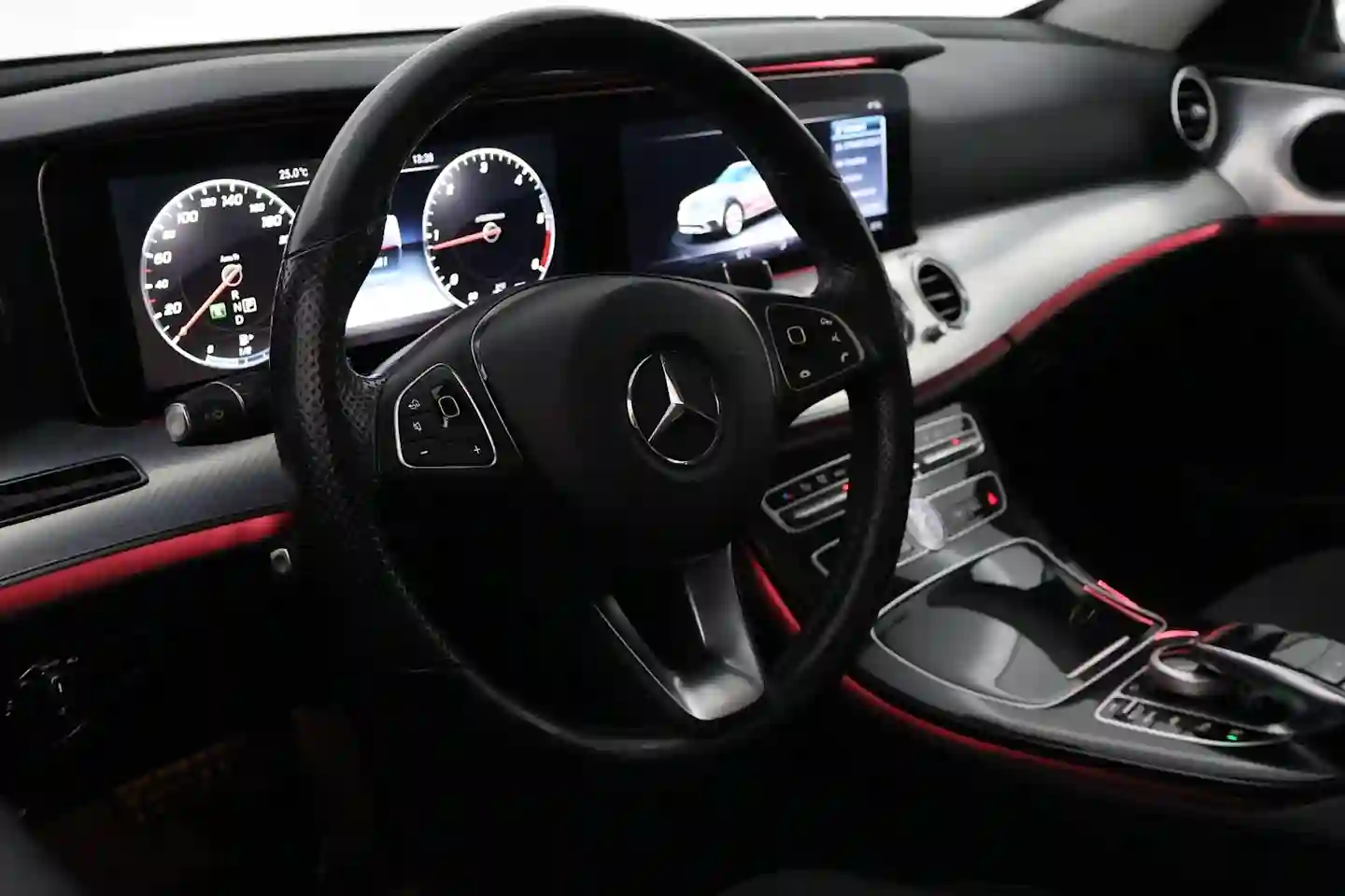 Car Image - 5BMAkzcYoec3y307NCVkXt