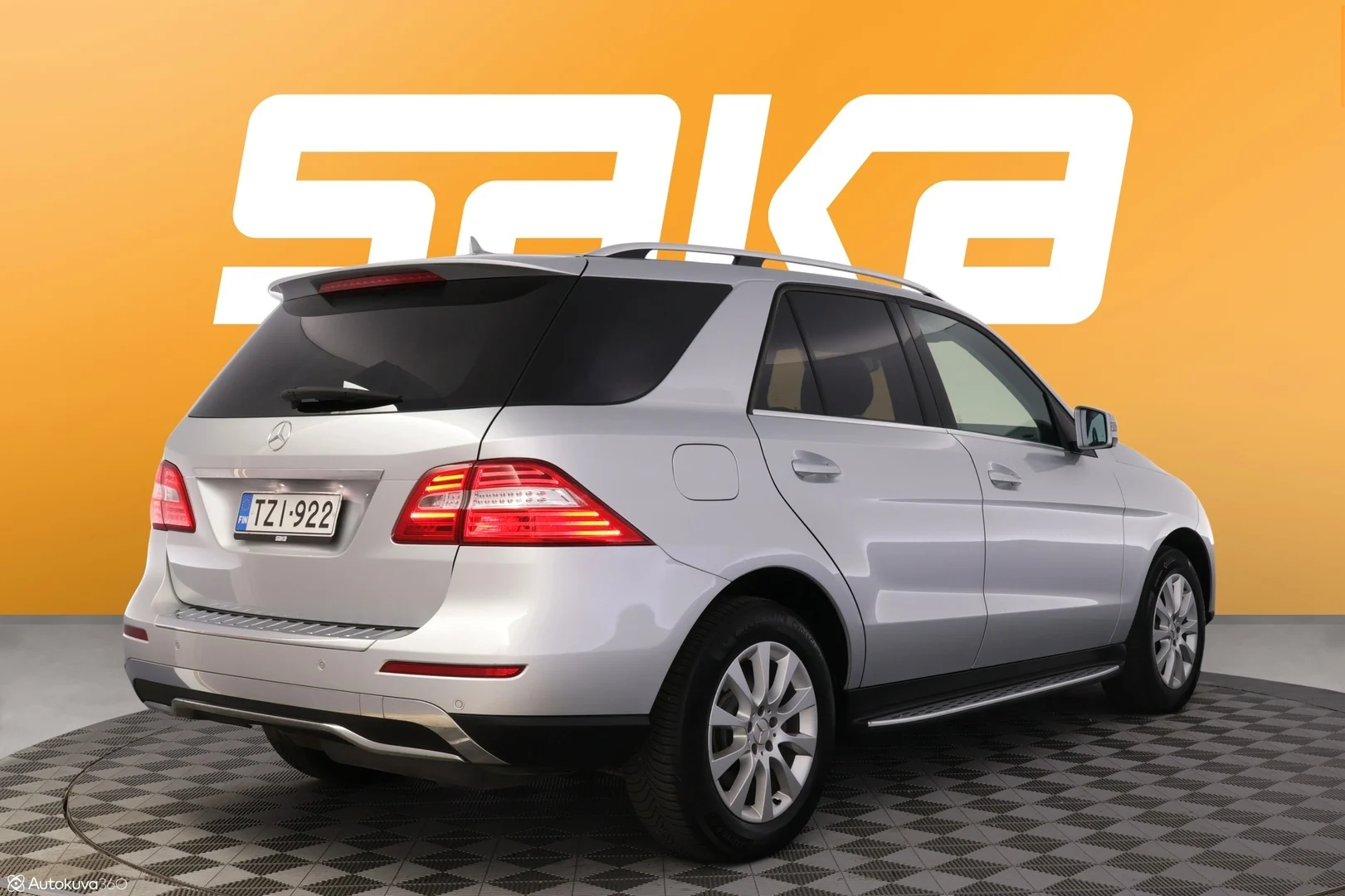 Car Image - 6YQSxz7IgjvL1UqUZ3Oho4