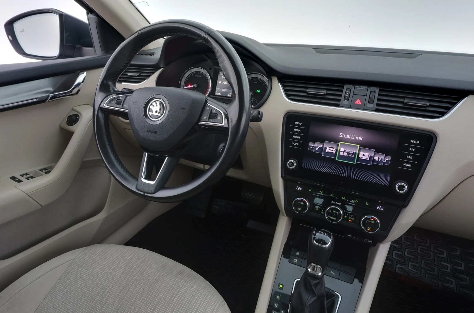 Car Image - 2bg8LmFLACIt1t0nywAlG3