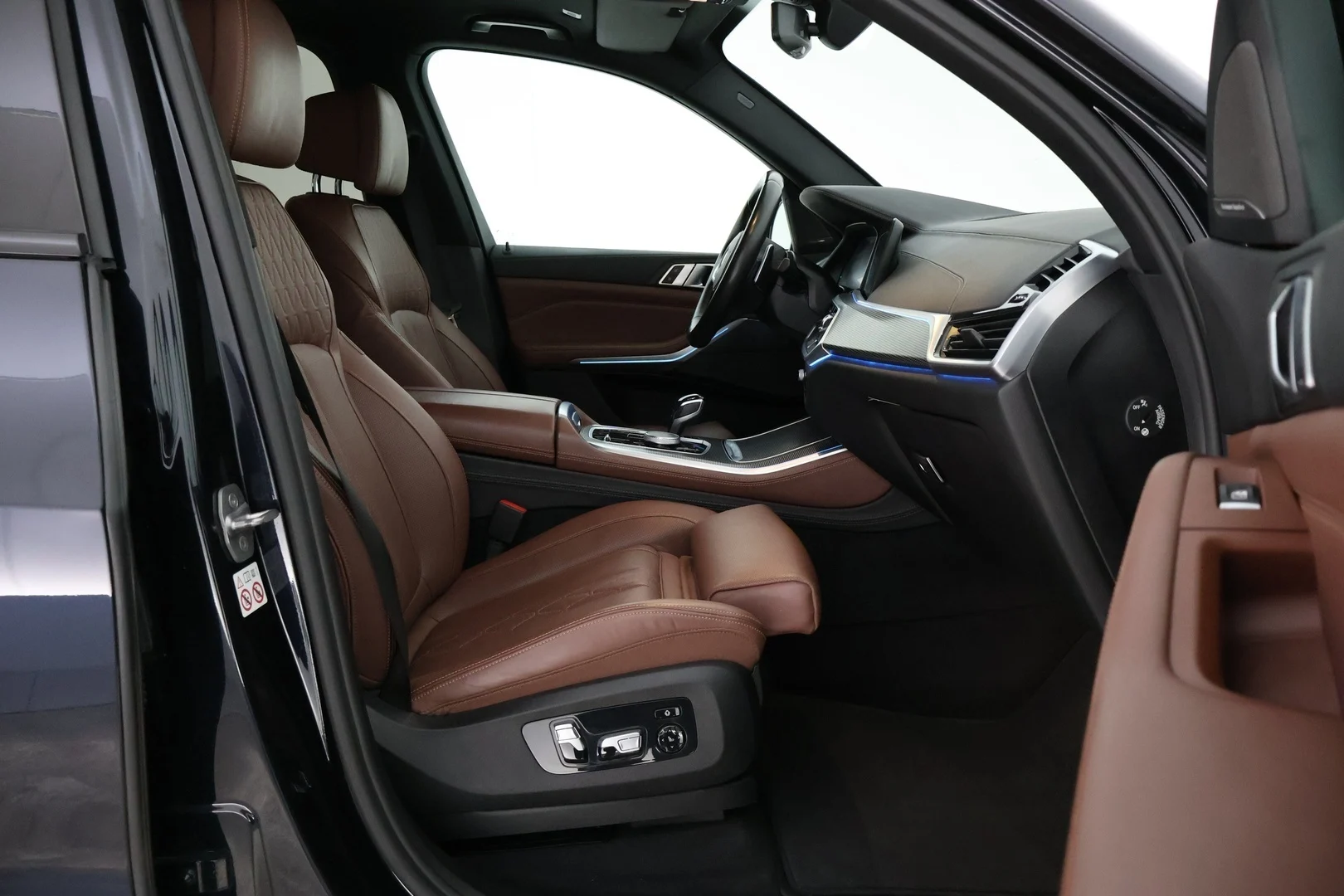 Car Image - 2cG4PzRxBoK6DGMt3IVOck