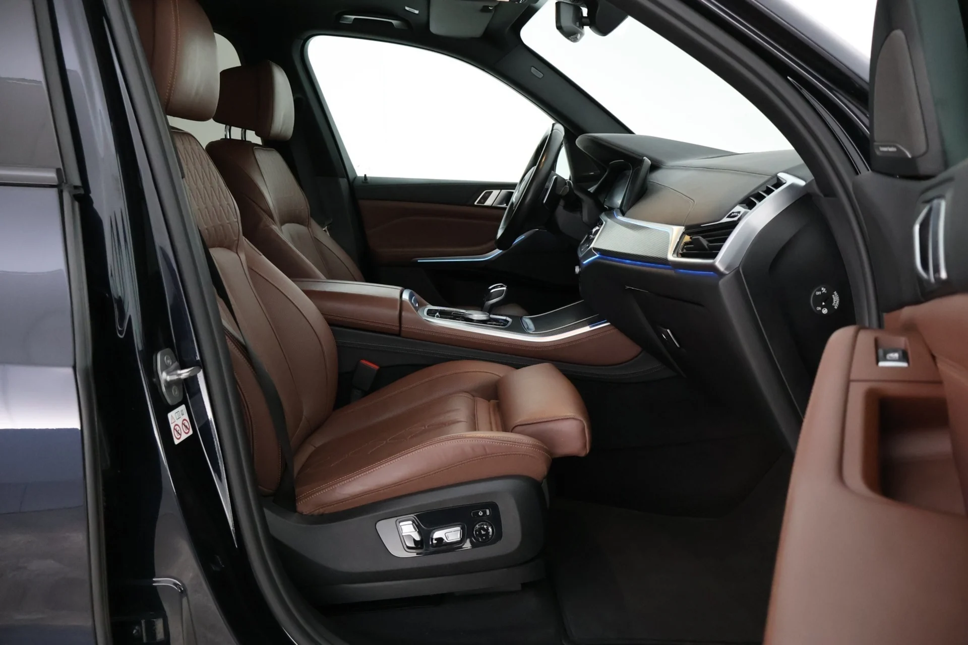 Car Image - 2cG4PzRxBoK6DGMt3IVOck