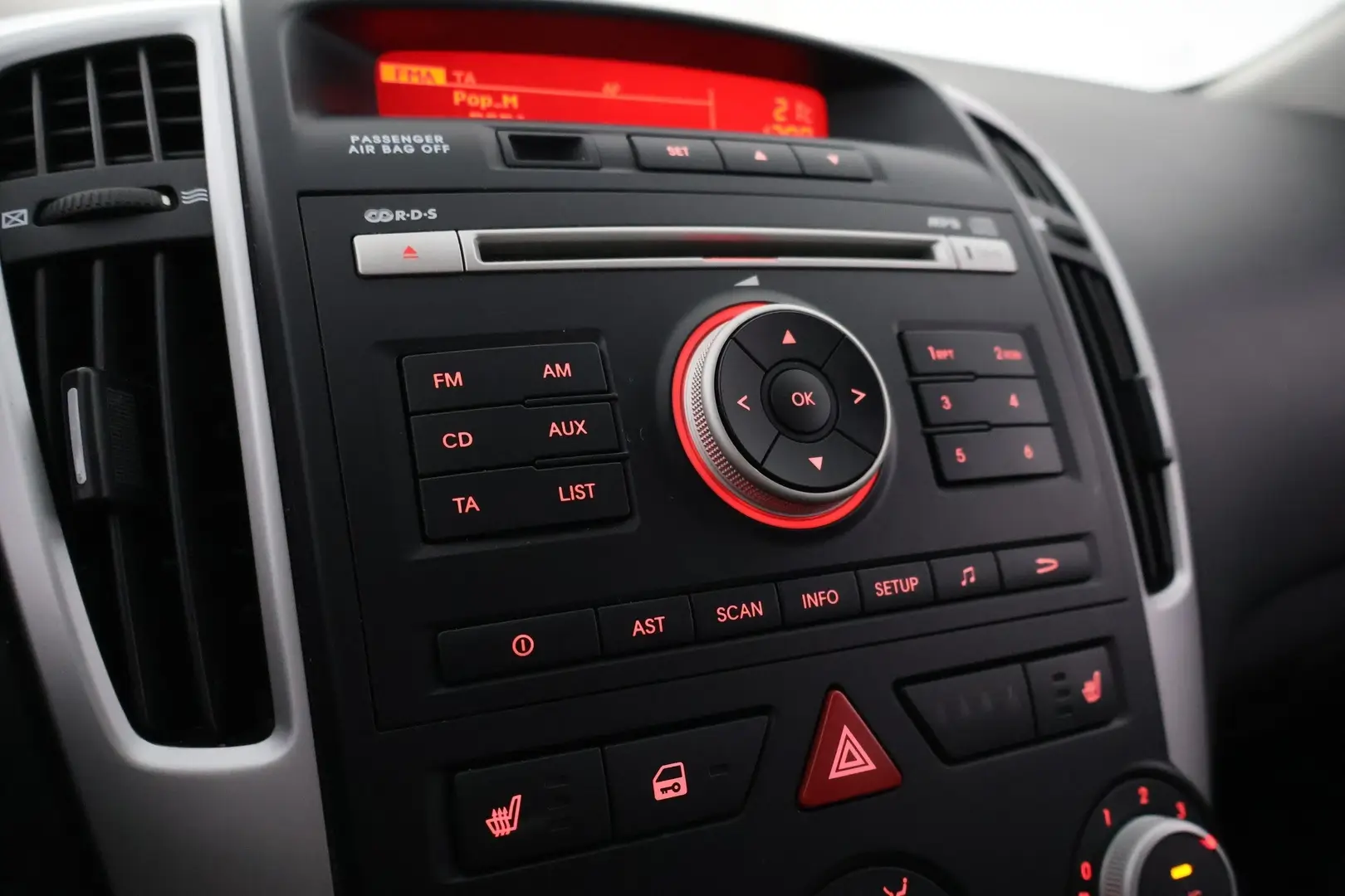 Car Image - 2J4d8lELZW06rYjNj1qARk