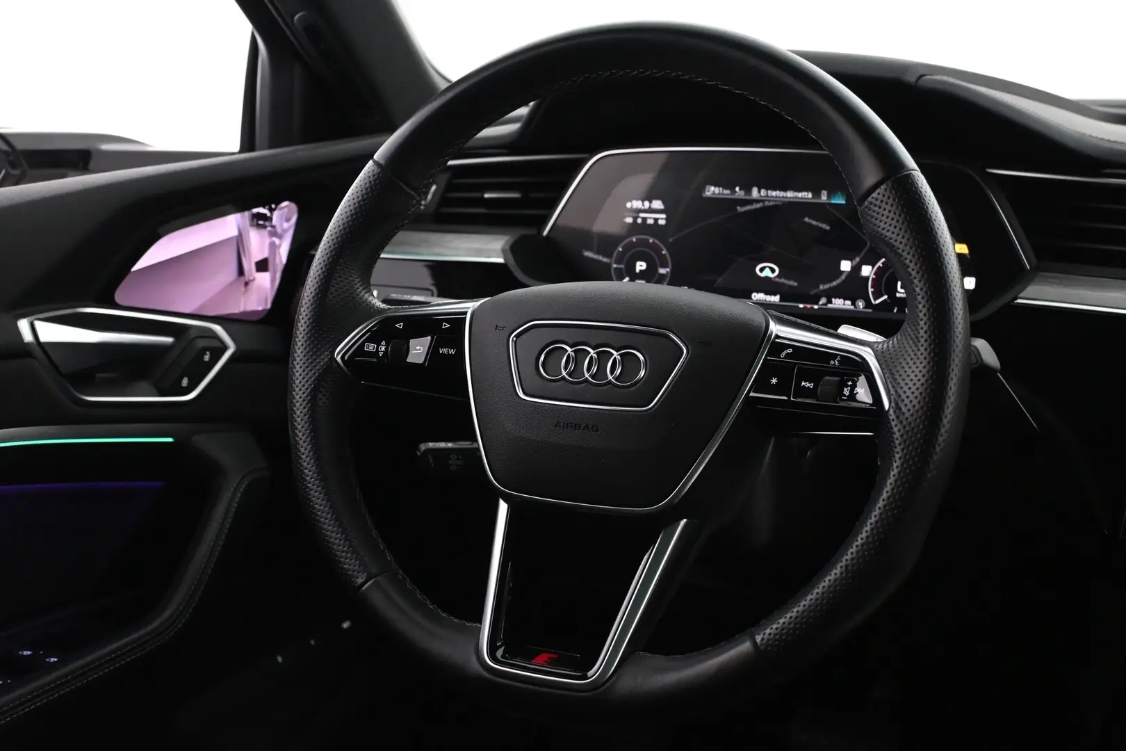 Car Image - 7yfc8LcSsQGGREM6YViXar