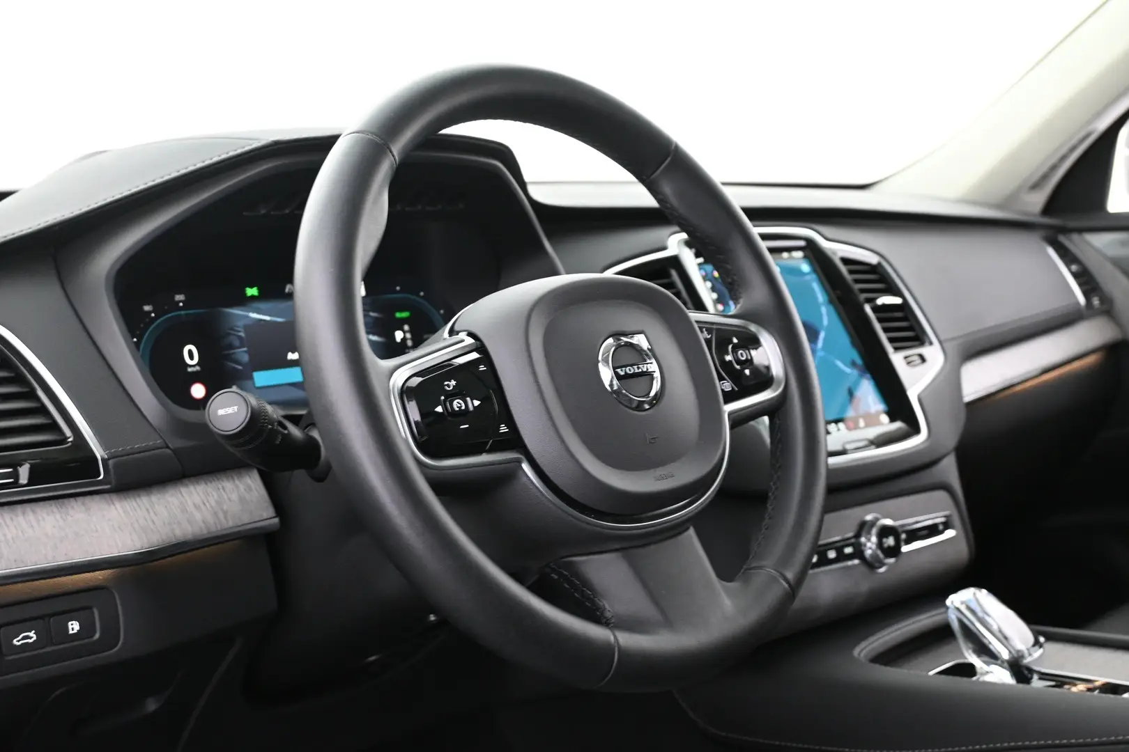 Car Image - 11qN05YjLGWfU9ydBmBJNj