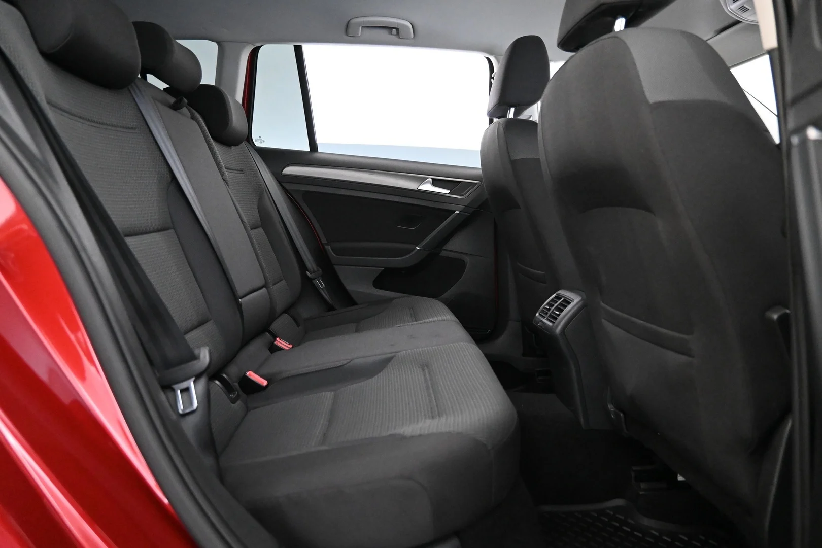 Car Image - 4ab5uD47IFdjPz5PZnKkid