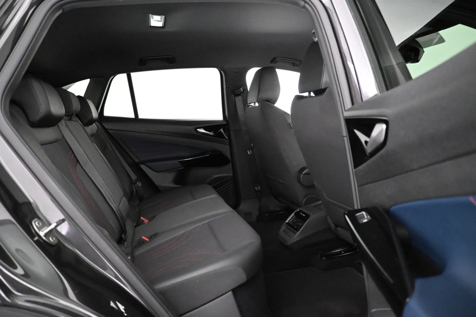 Car Image - 1V9bdqdoUmF9FiC5Aup7Av