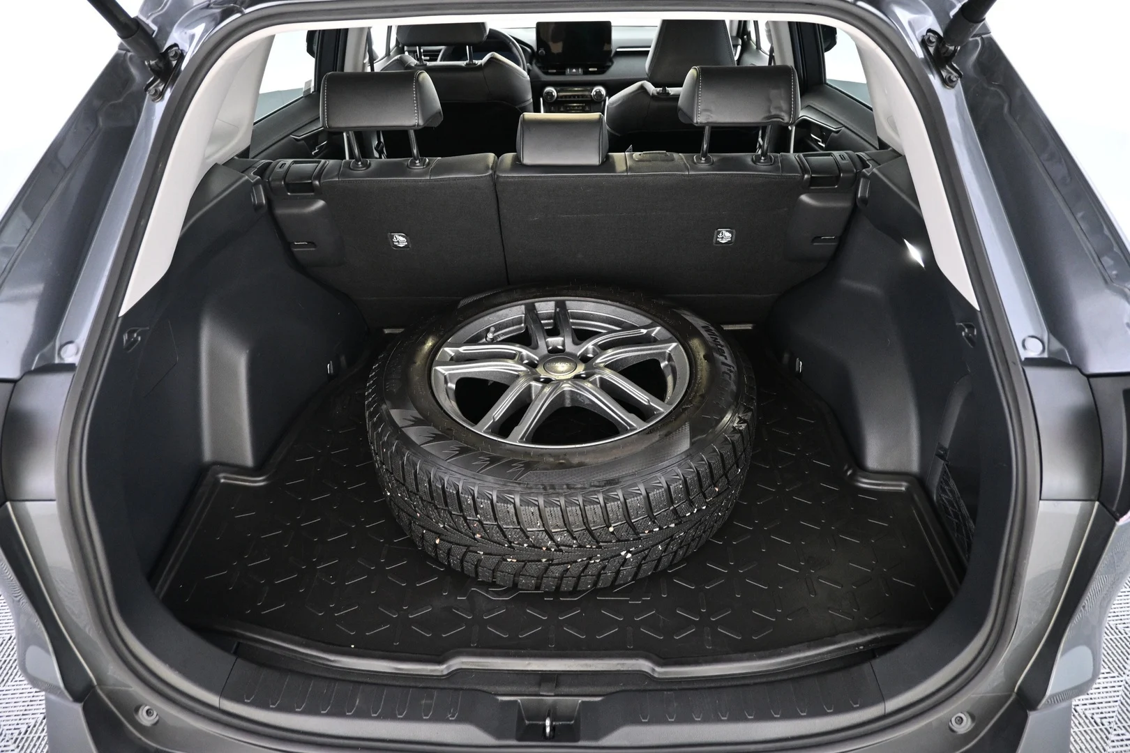 Car Image - guGbaSMq3YgRRIWYhg2VE