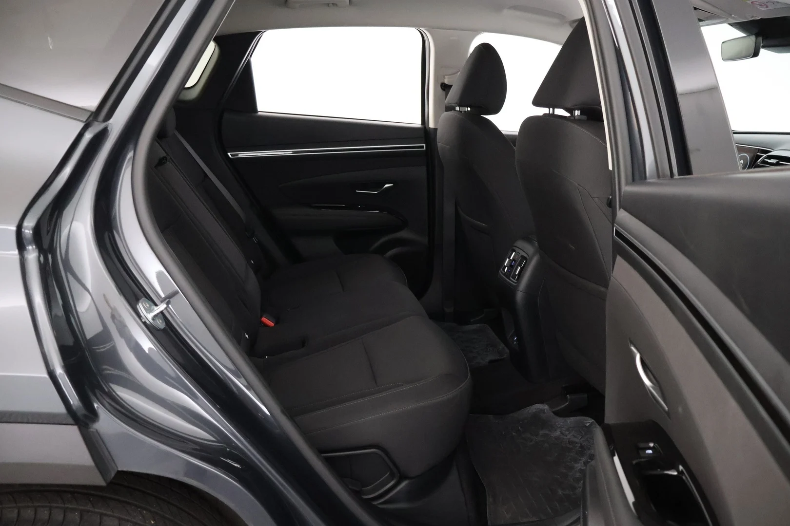 Car Image - 7FpeABFxTpyci8CG9GX01N