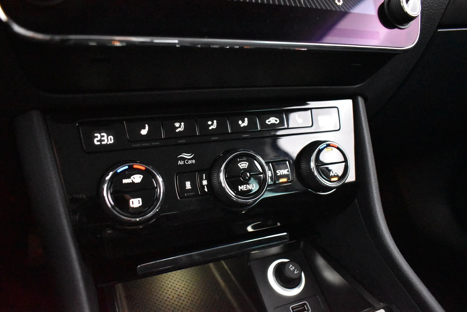 Car Image - 2RnB2iiVZbv3fvqbStzKTg