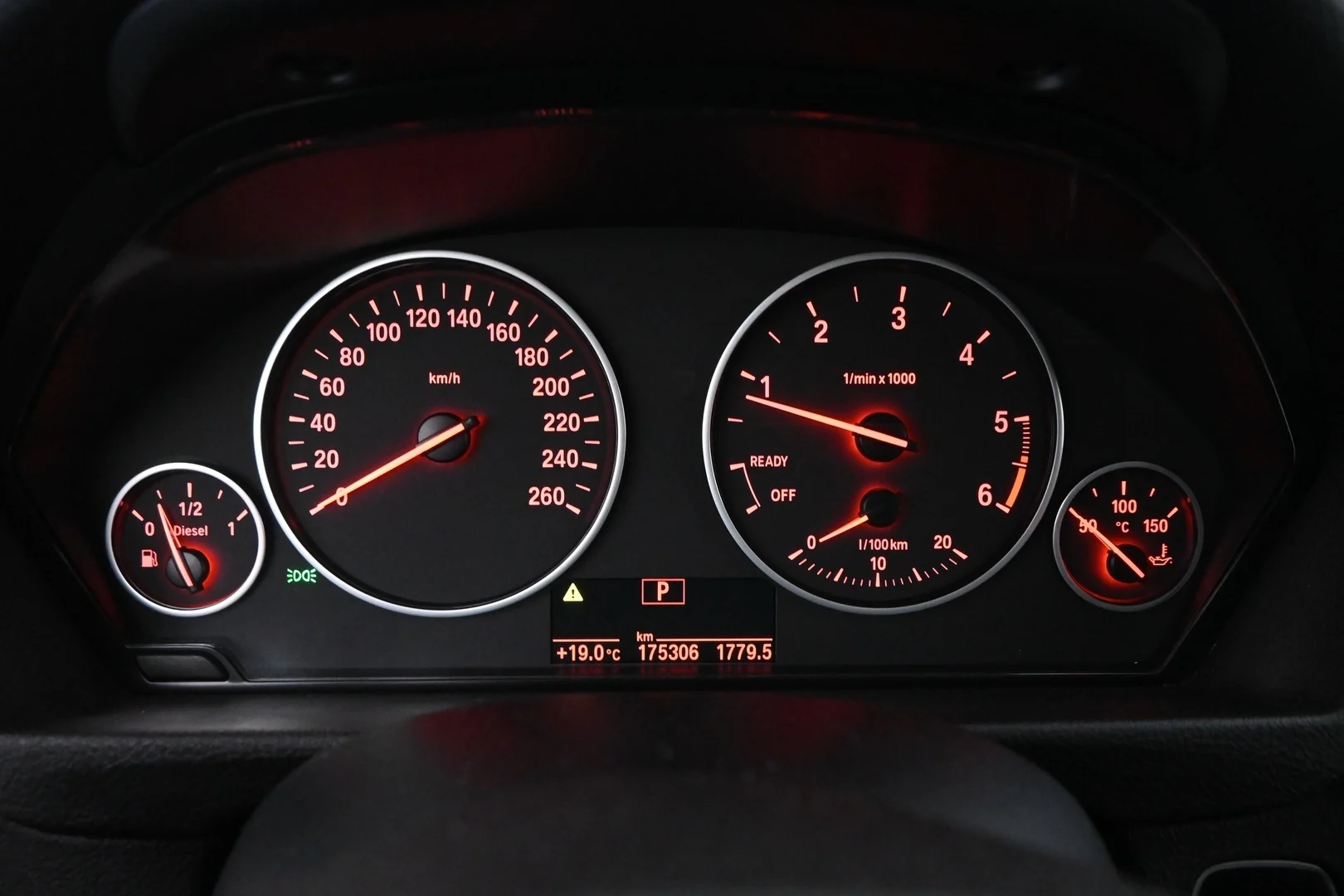 Car Image - 3R32UyvudGOyfx3ahI5jZo