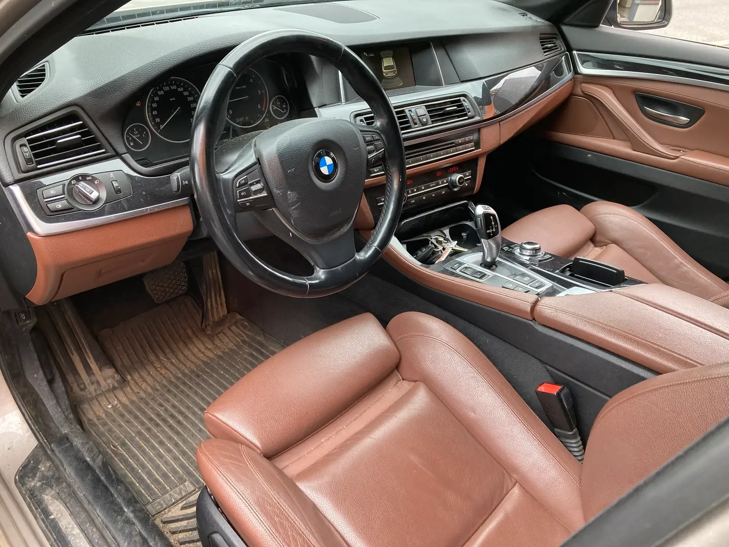 Car Image - 60XizT4h2YJnzELGtJh3Xc