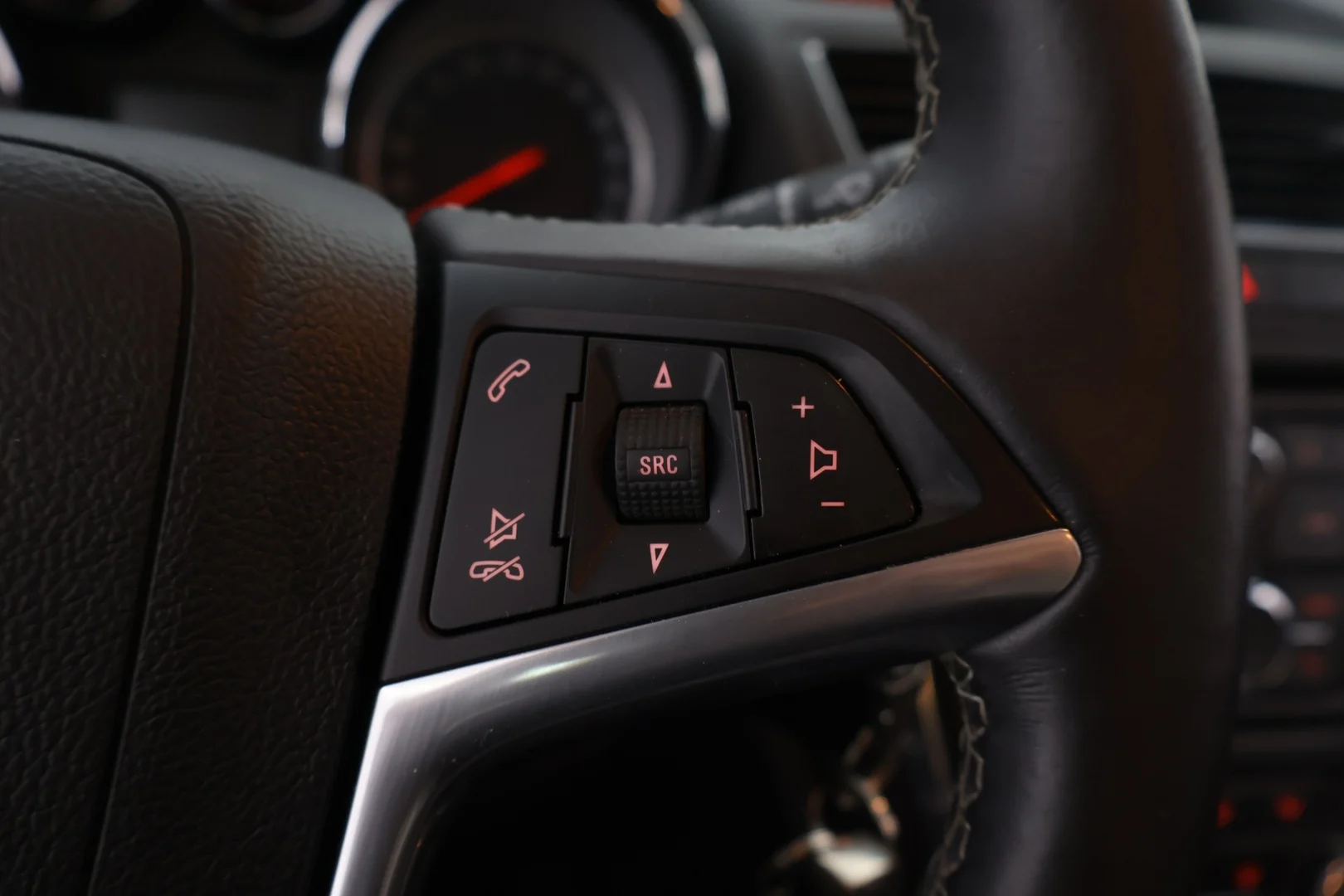 Car Image - 4AVBdKhHzz2rVGp1CdYfW9